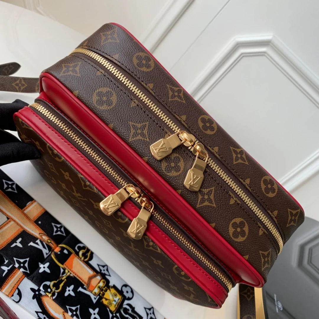 LV BAG M