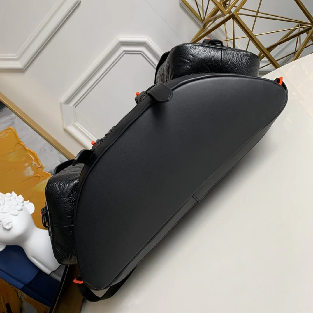 LV BAG M
