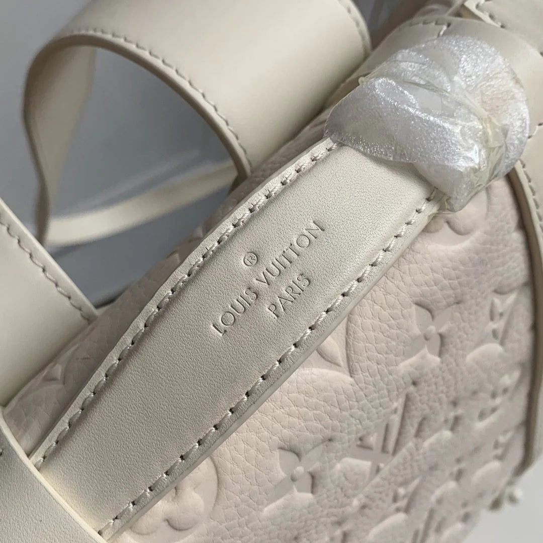 LV BAG M53286