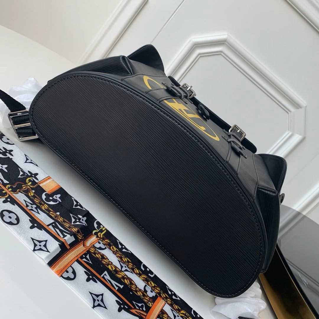 LV BAG M