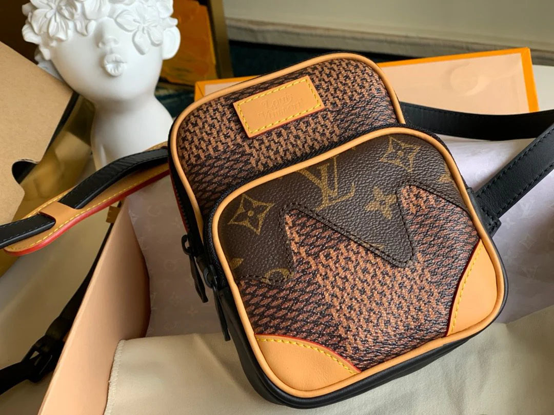 LV BAG M