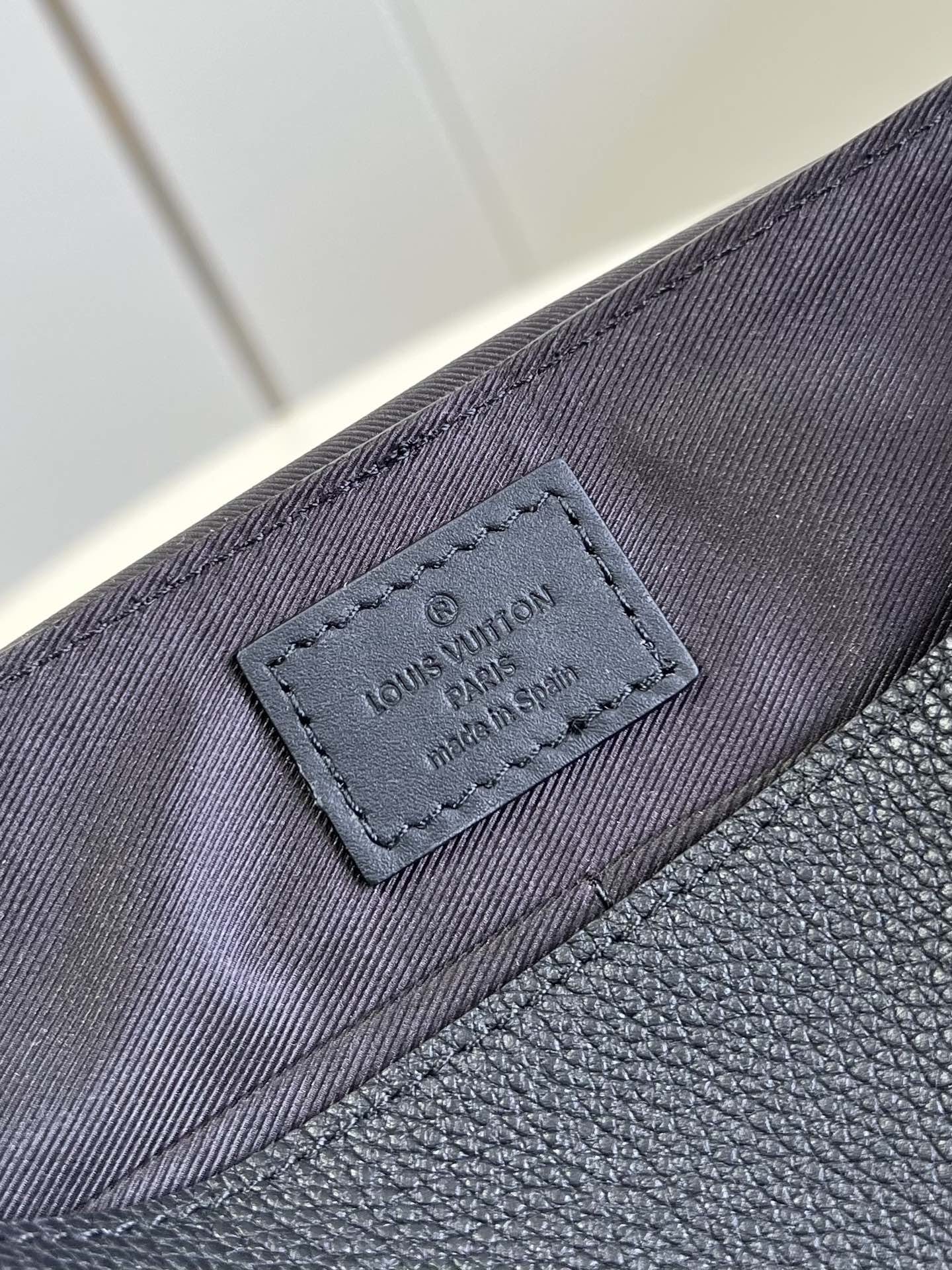 LV BAG M57080