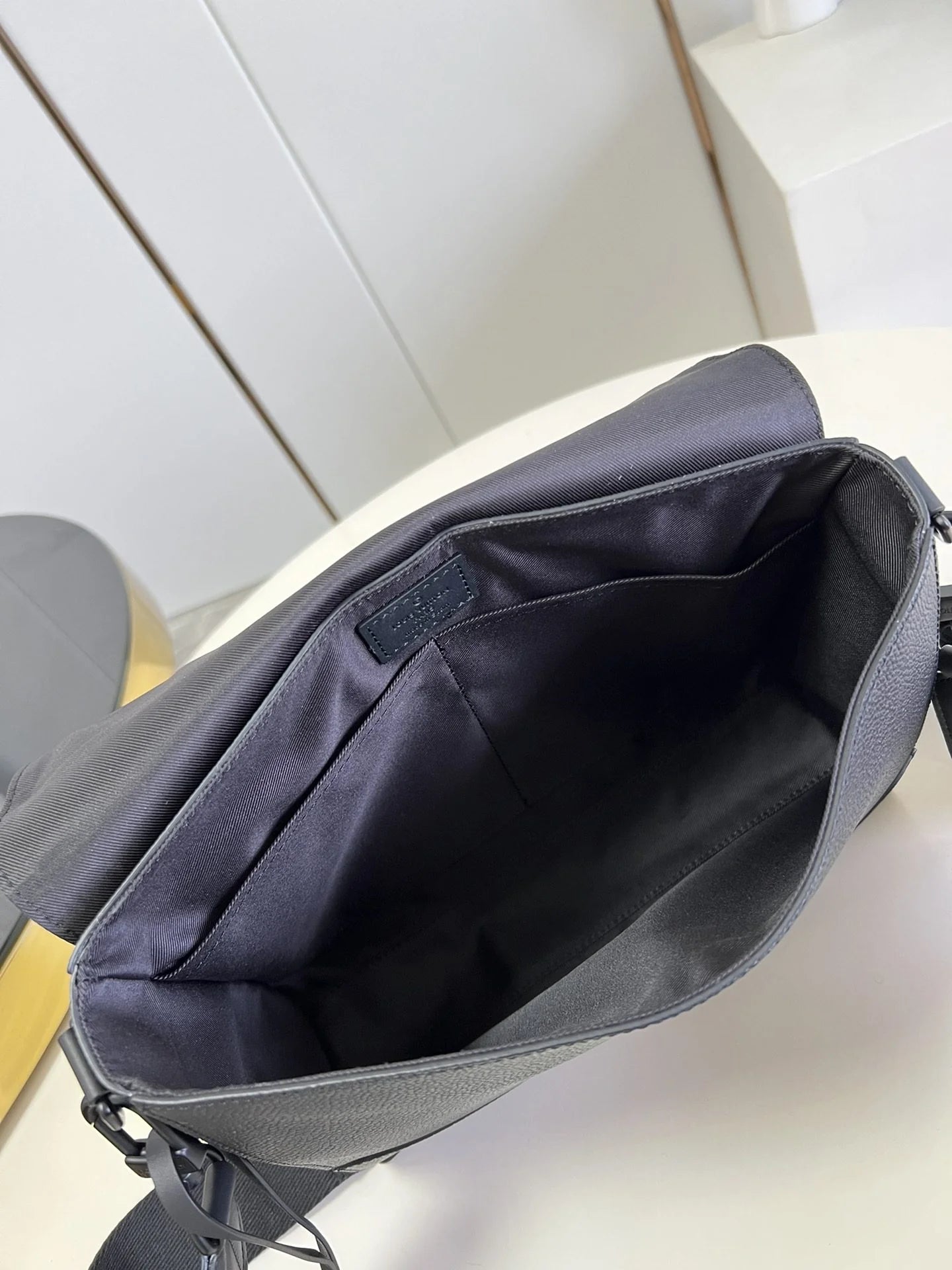 LV BAG M57080