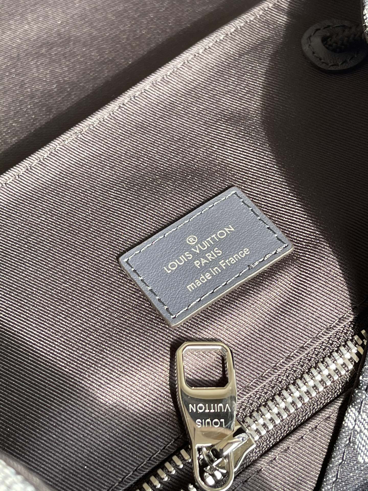 LV BAG M