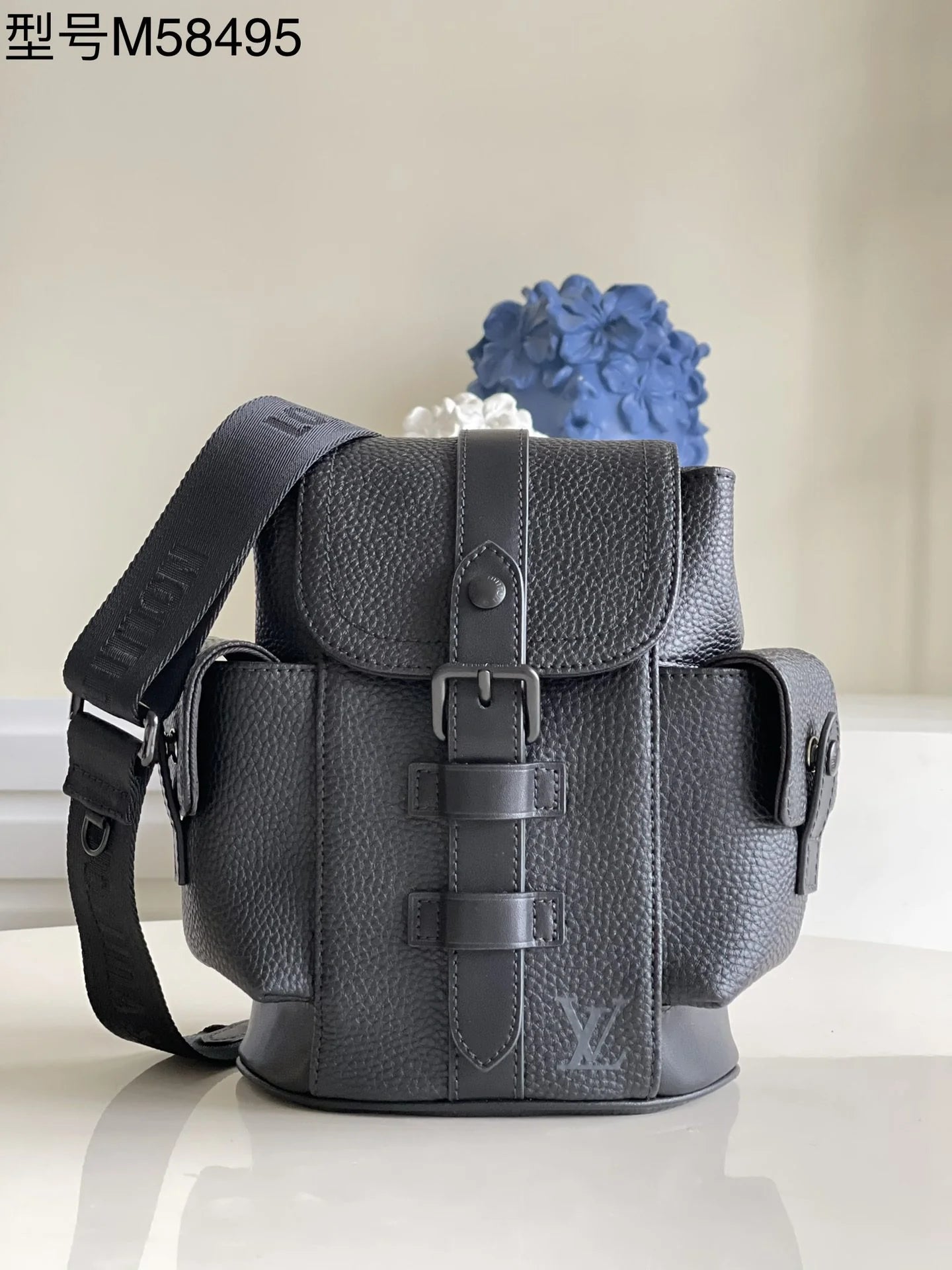 LV BAG M58495