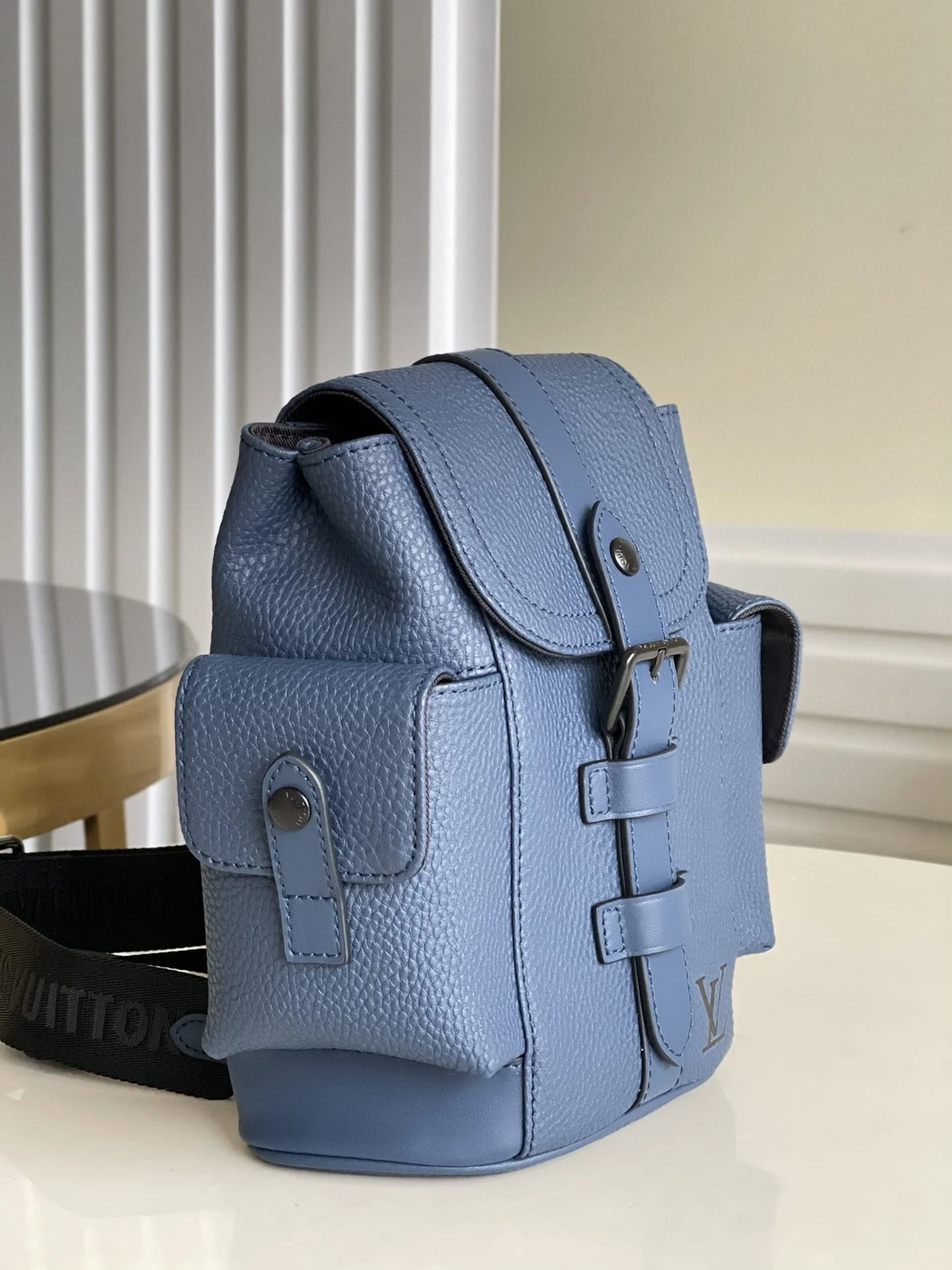 LV BAG M58495