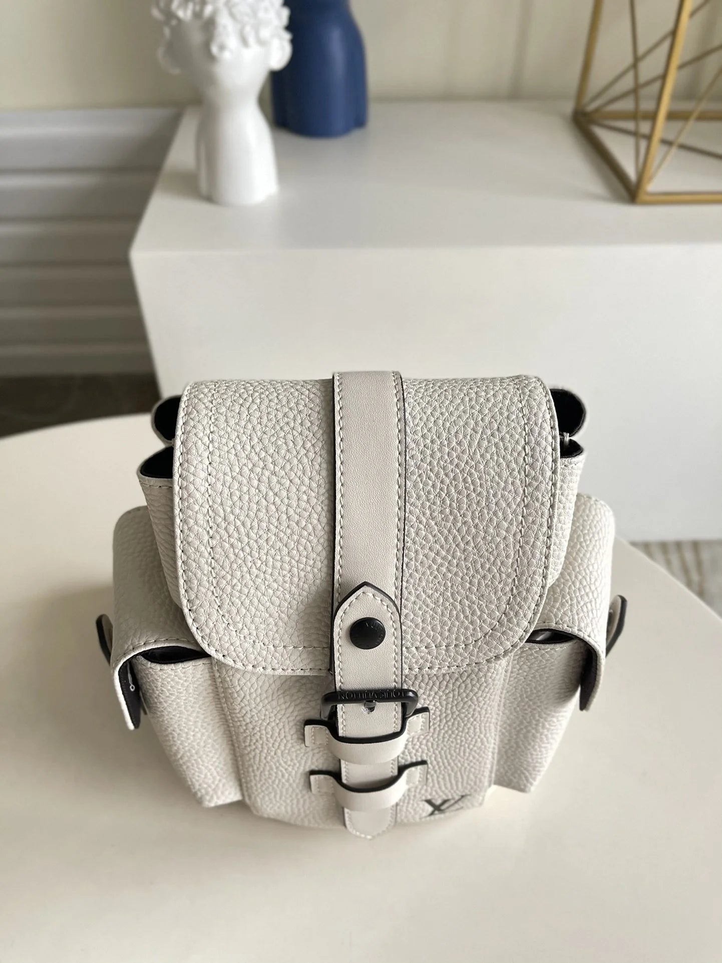 LV BAG M58495