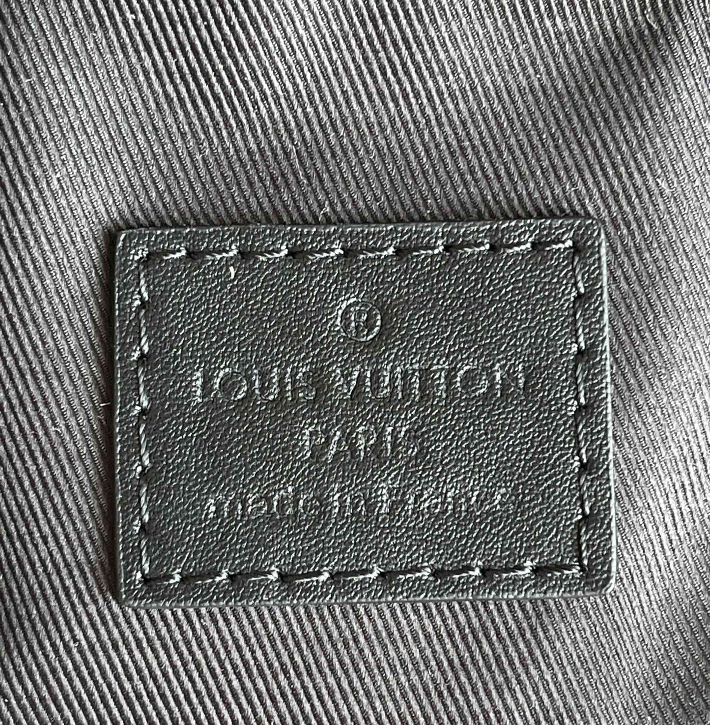 LV BAG M
