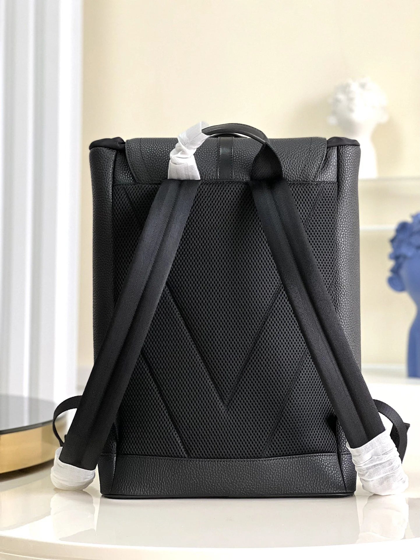 LV BAG M58664