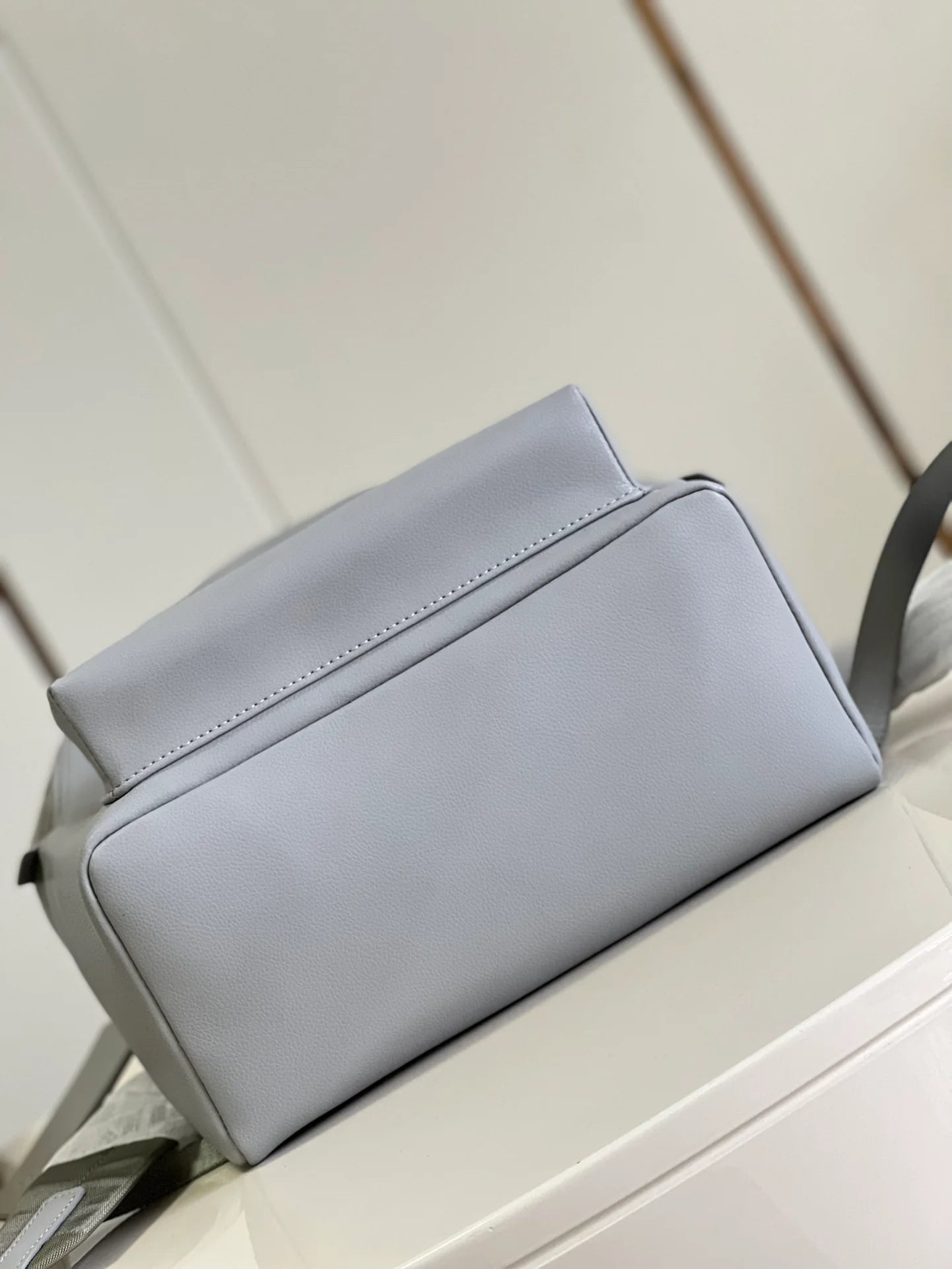 LV BAG M