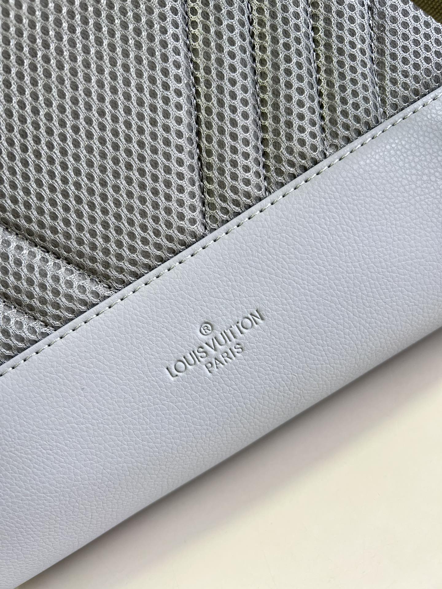 LV BAG M