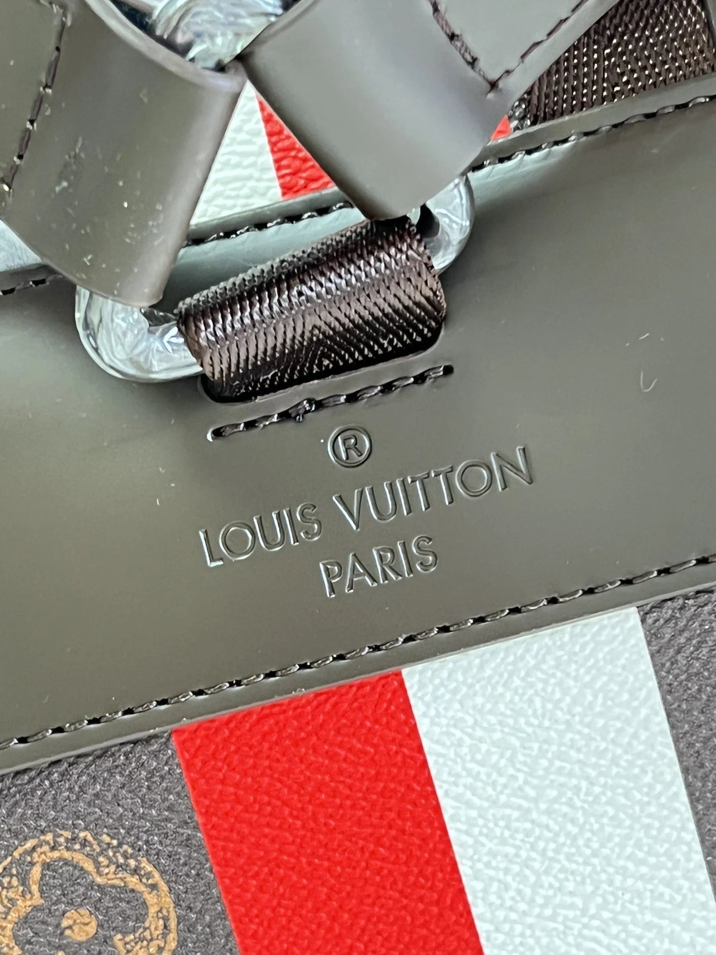LV BAG M