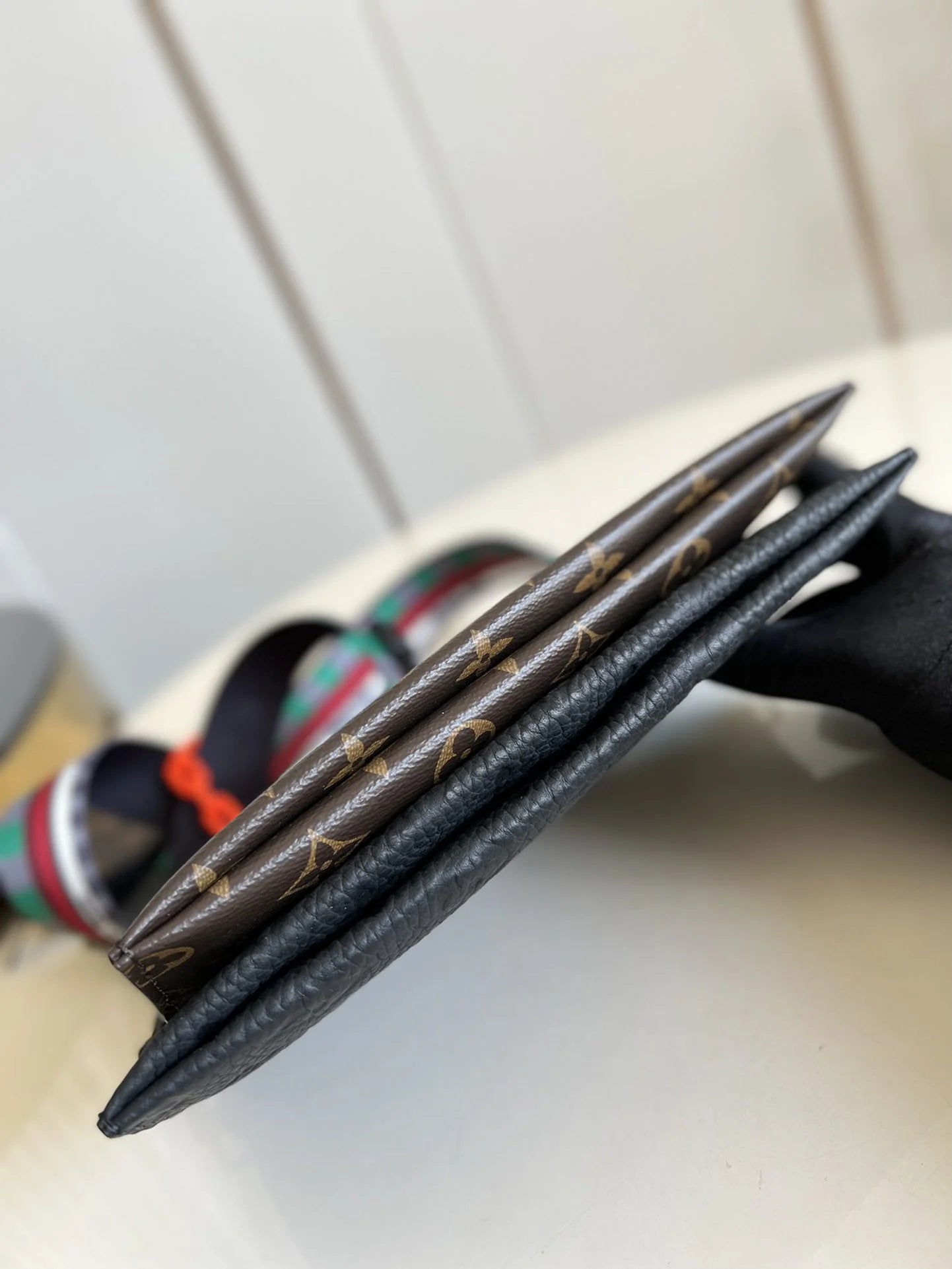 LV BAG M