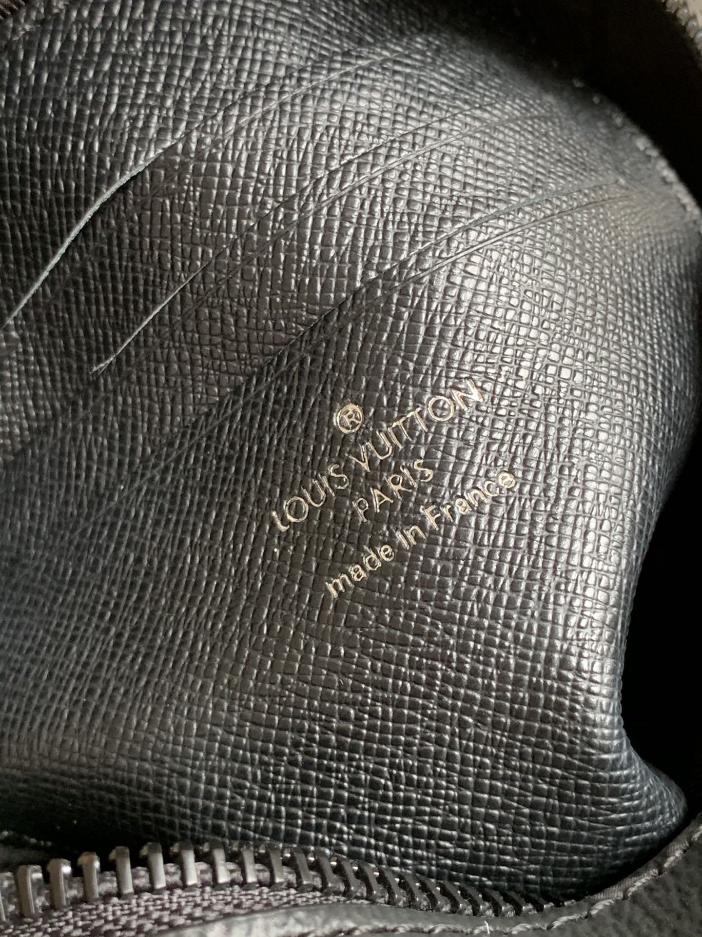 LV BAG M