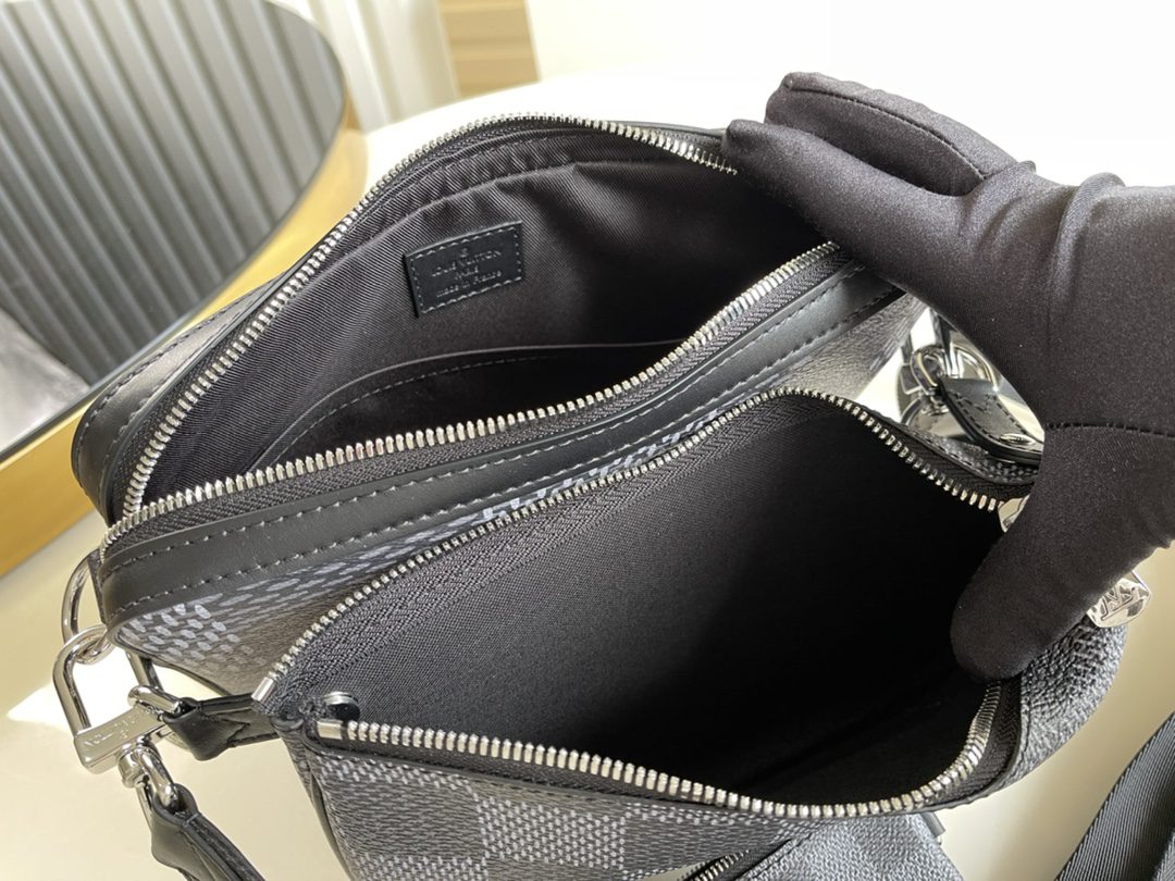LV BAG M69443