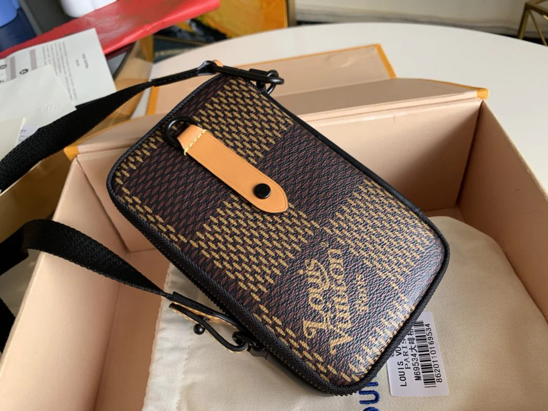 LV BAG M69534