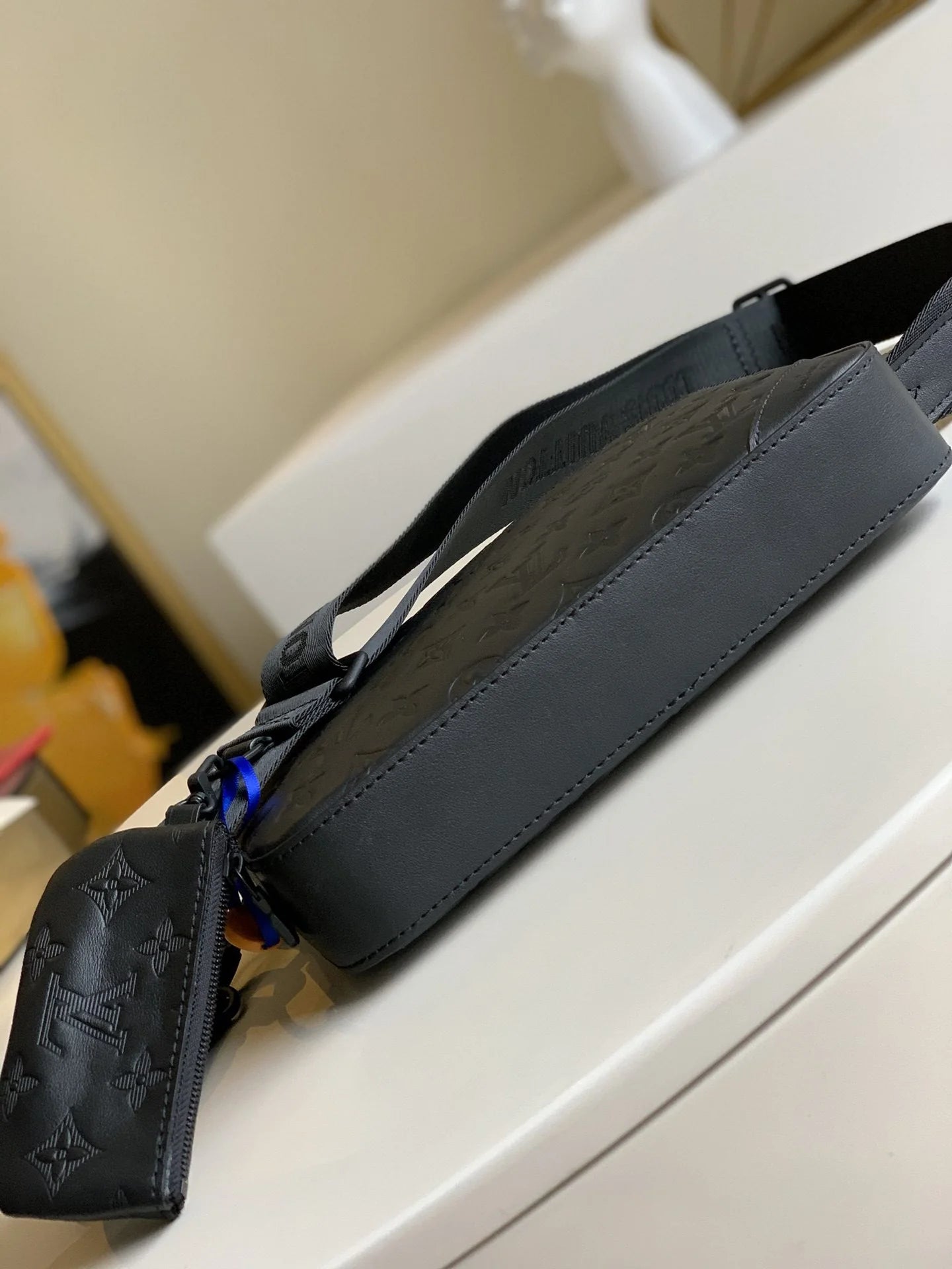 LV BAG M69827