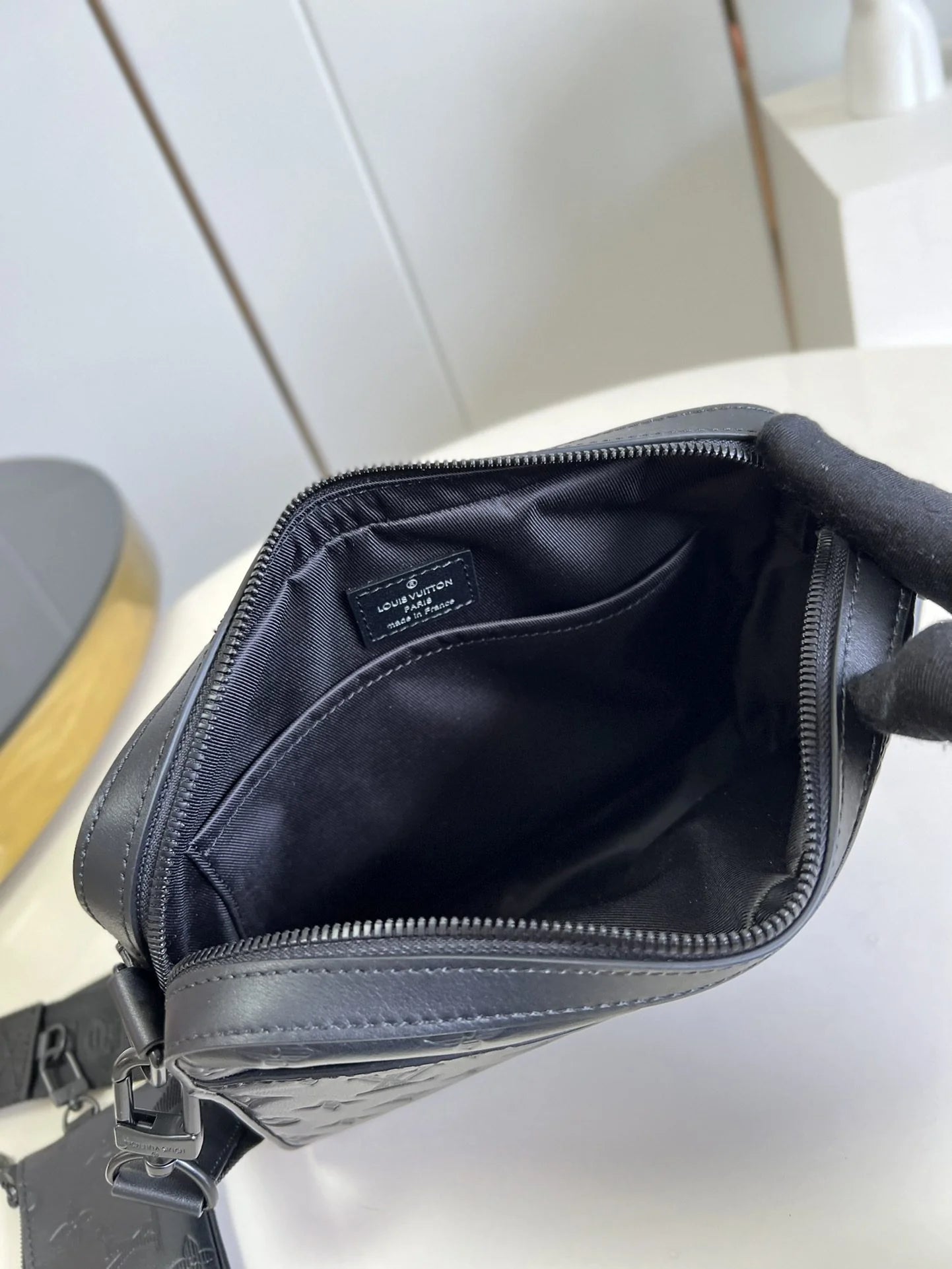 LV BAG M69827
