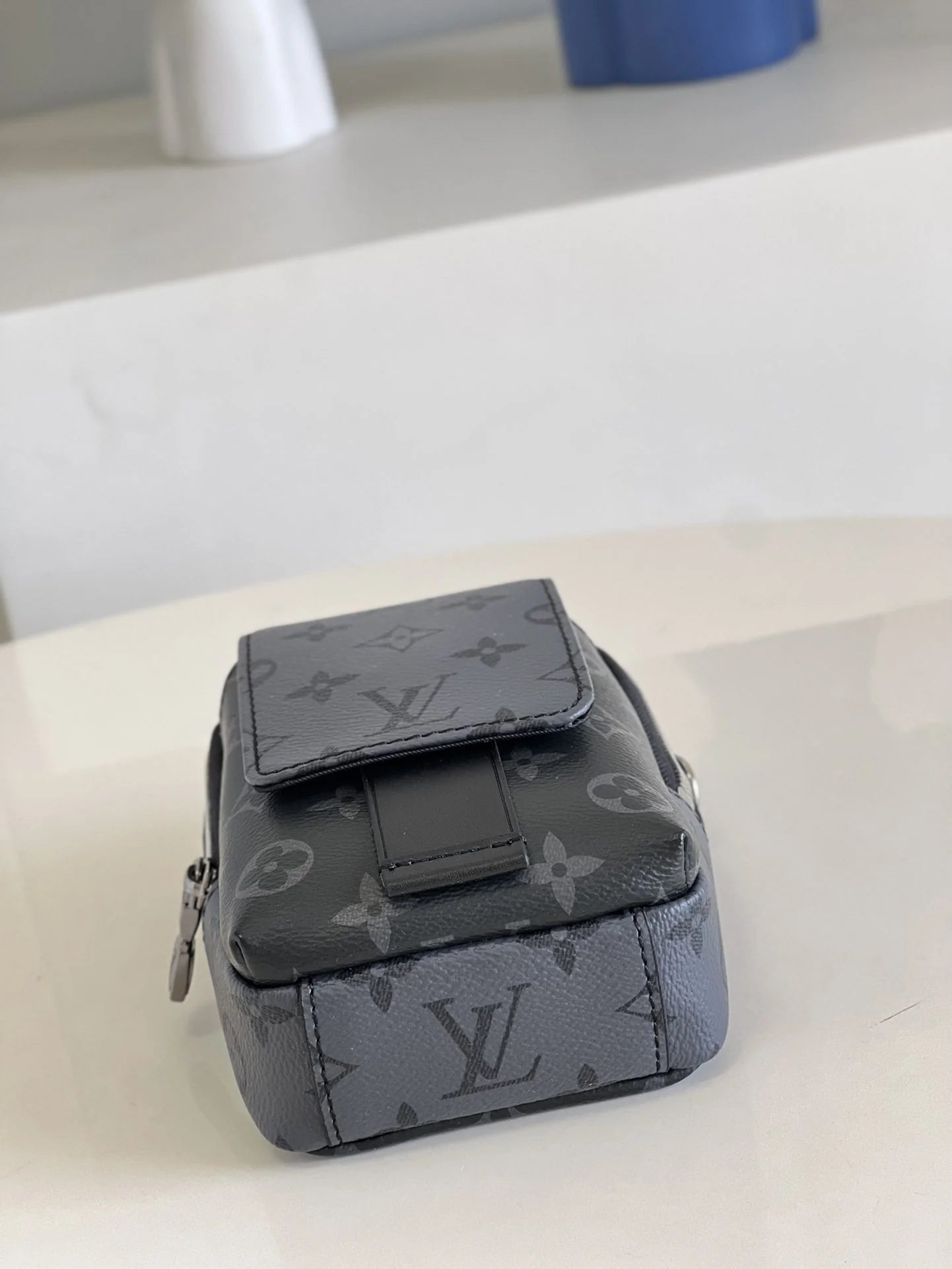LV BAG M81005