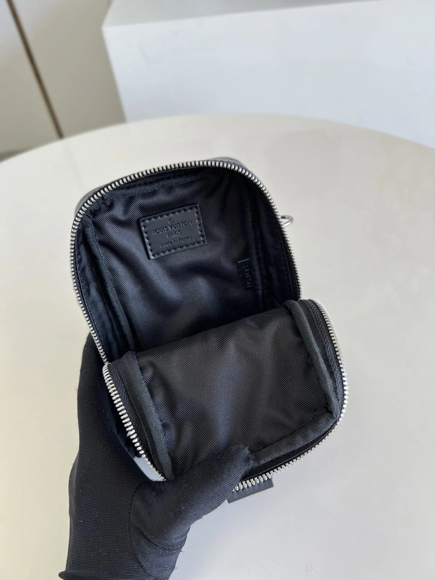 LV BAG M81005