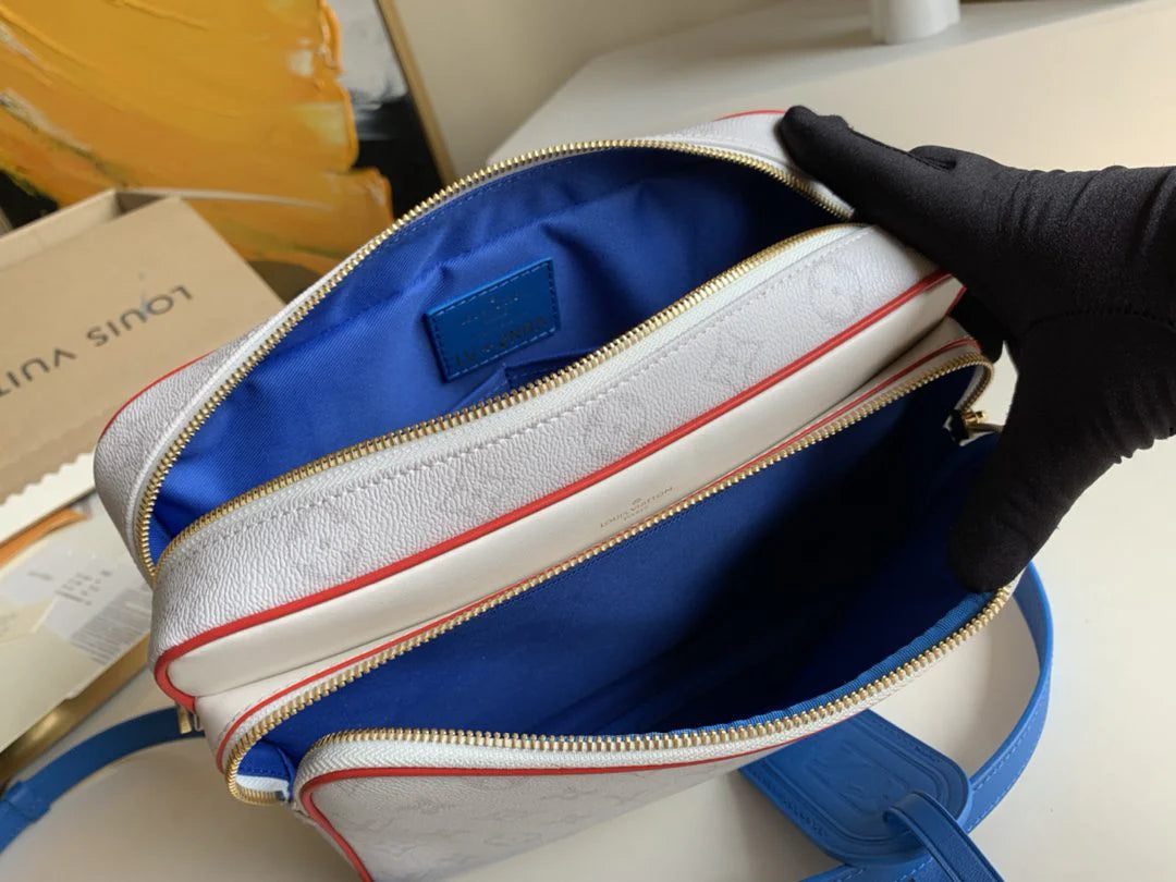 LV BAG M