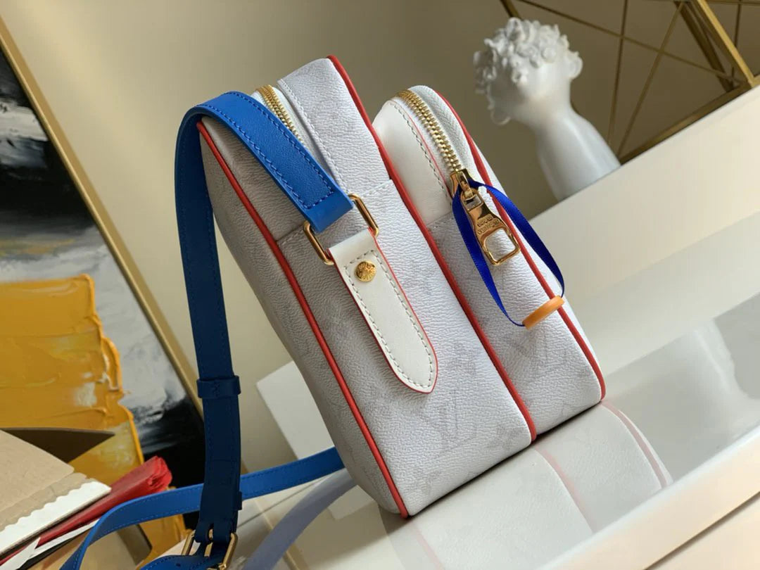 LV BAG M