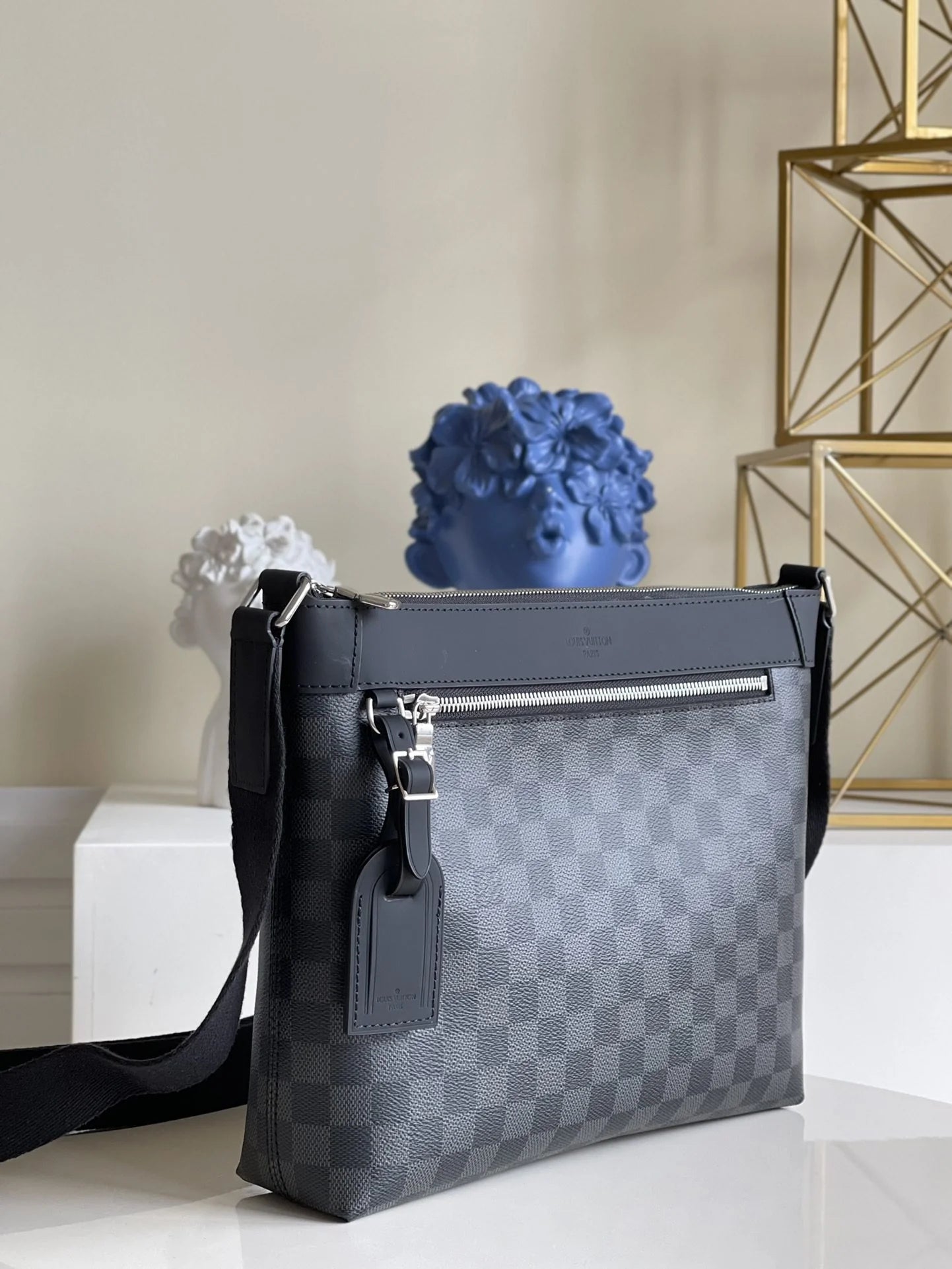 LV BAG N
