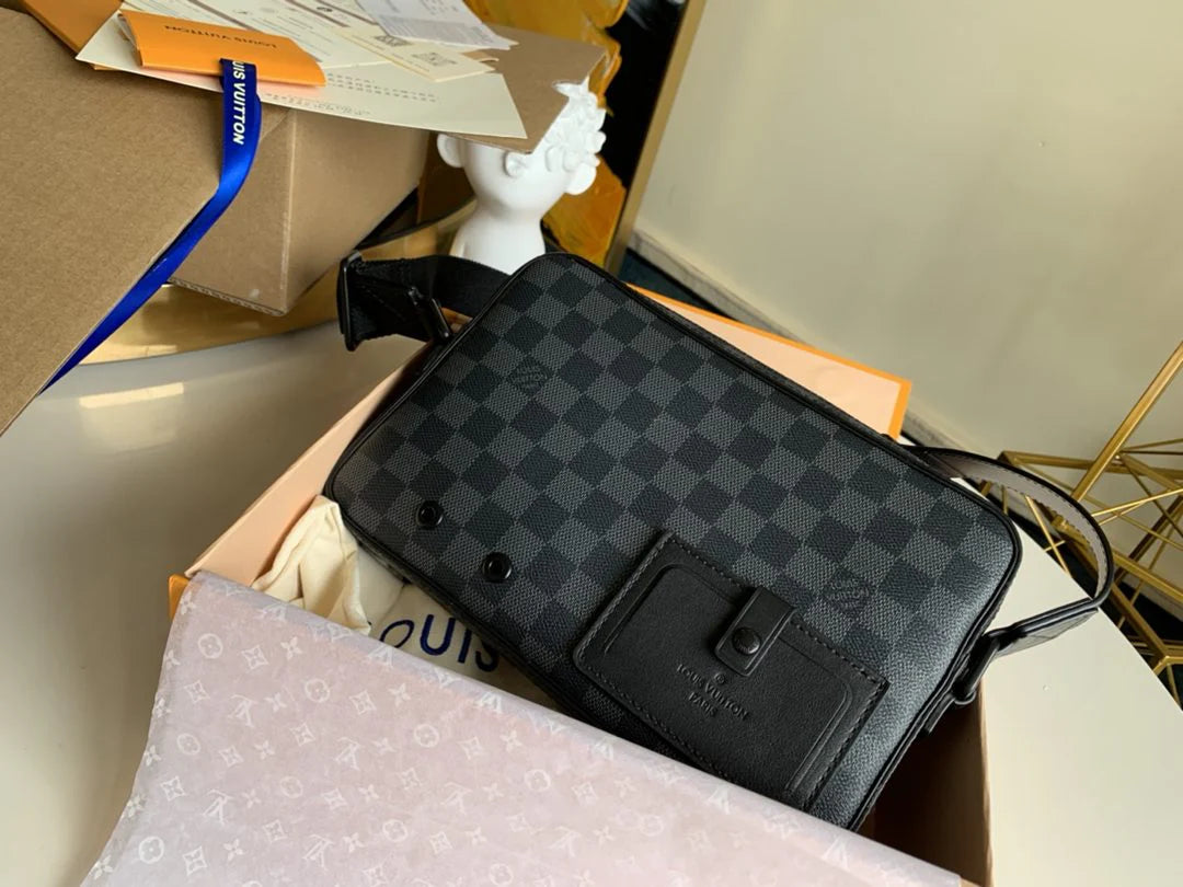 LV BAG N