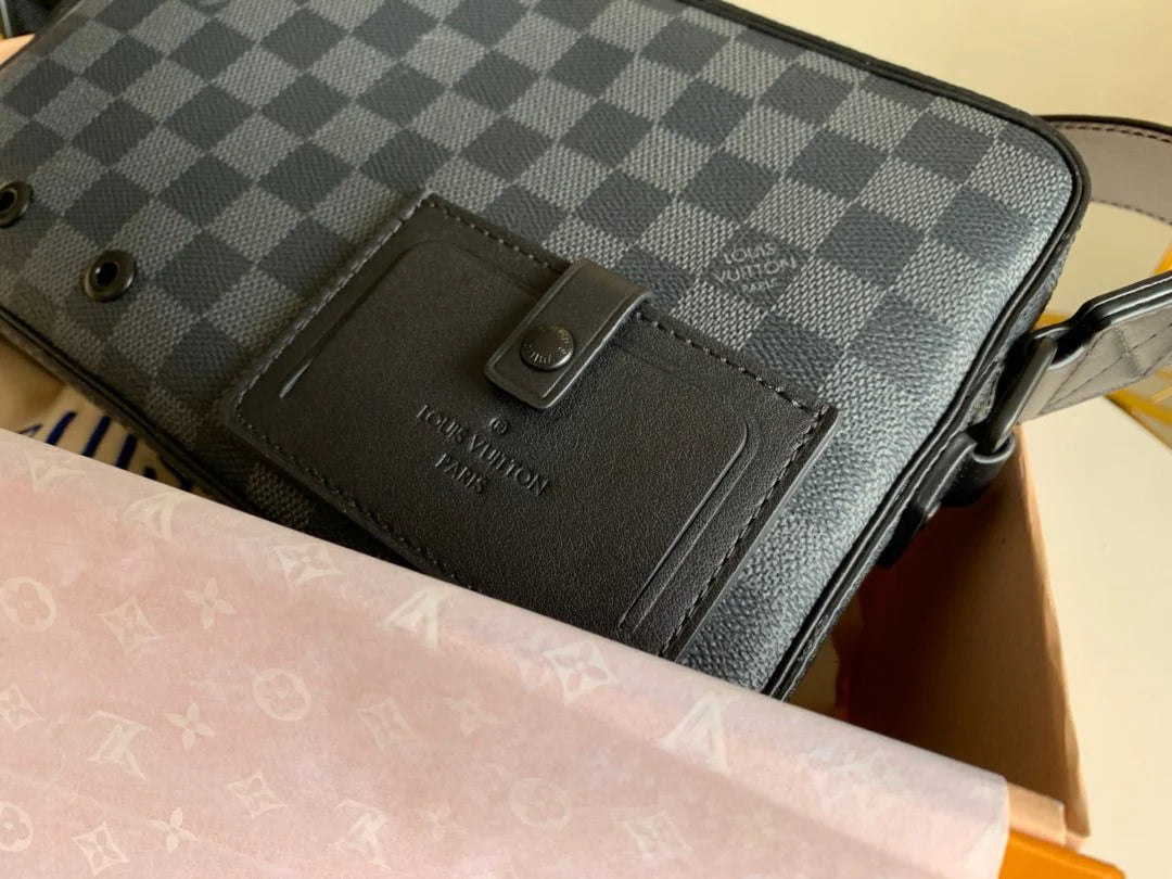 LV BAG N