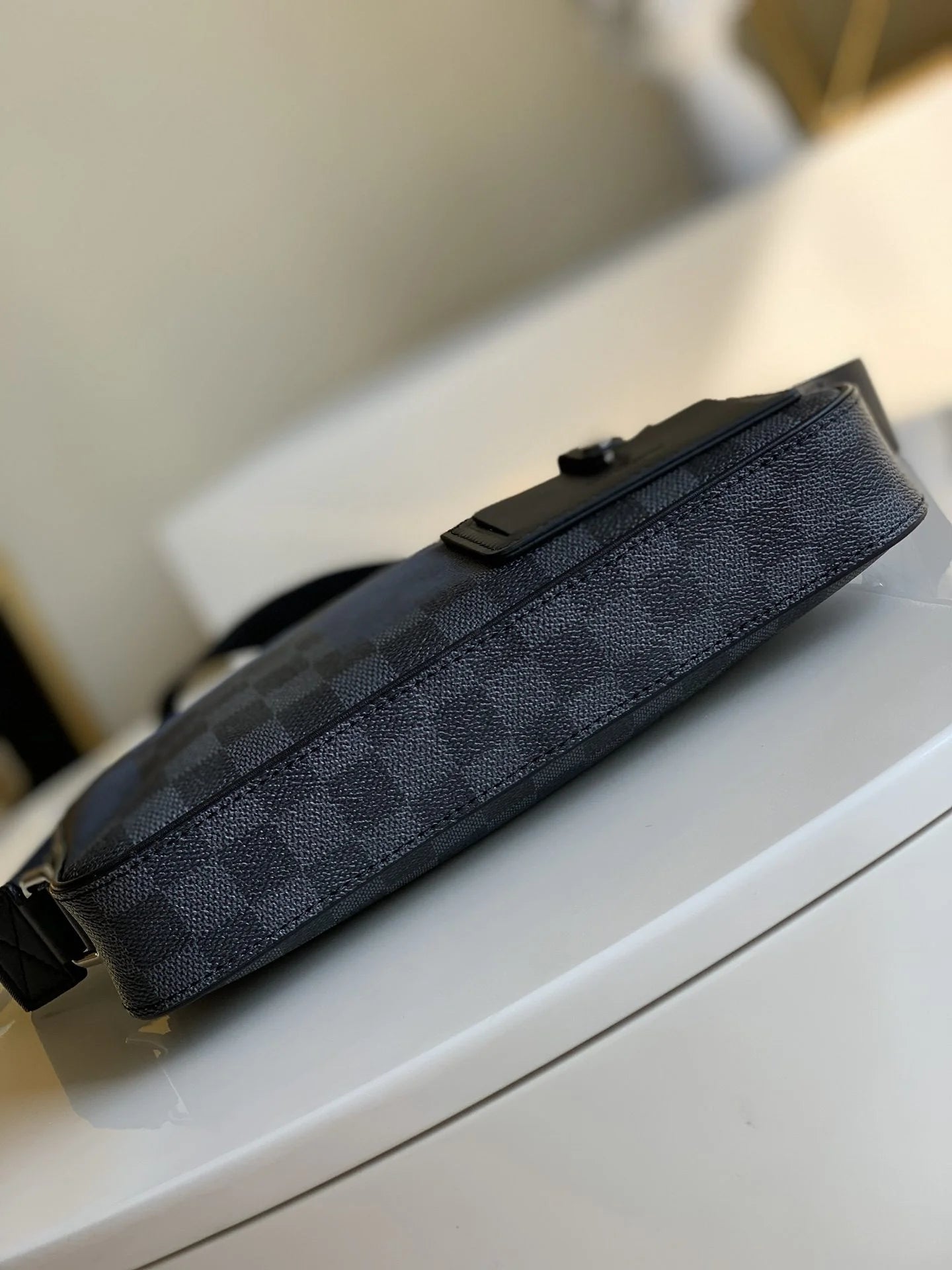 LV BAG N