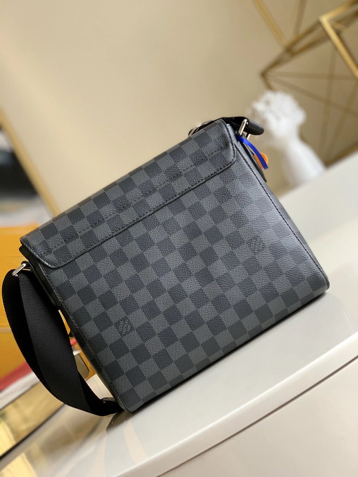 LV BAG N