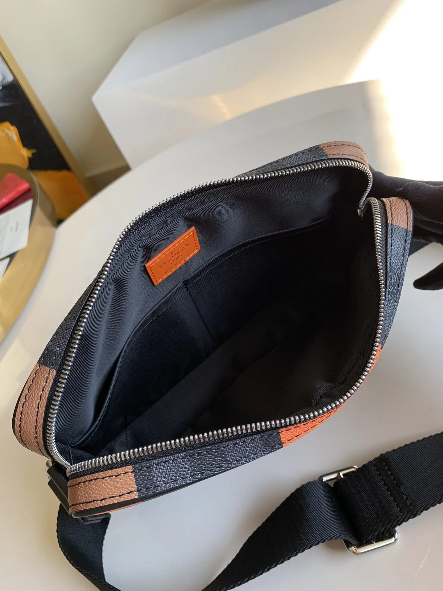 LV BAG N