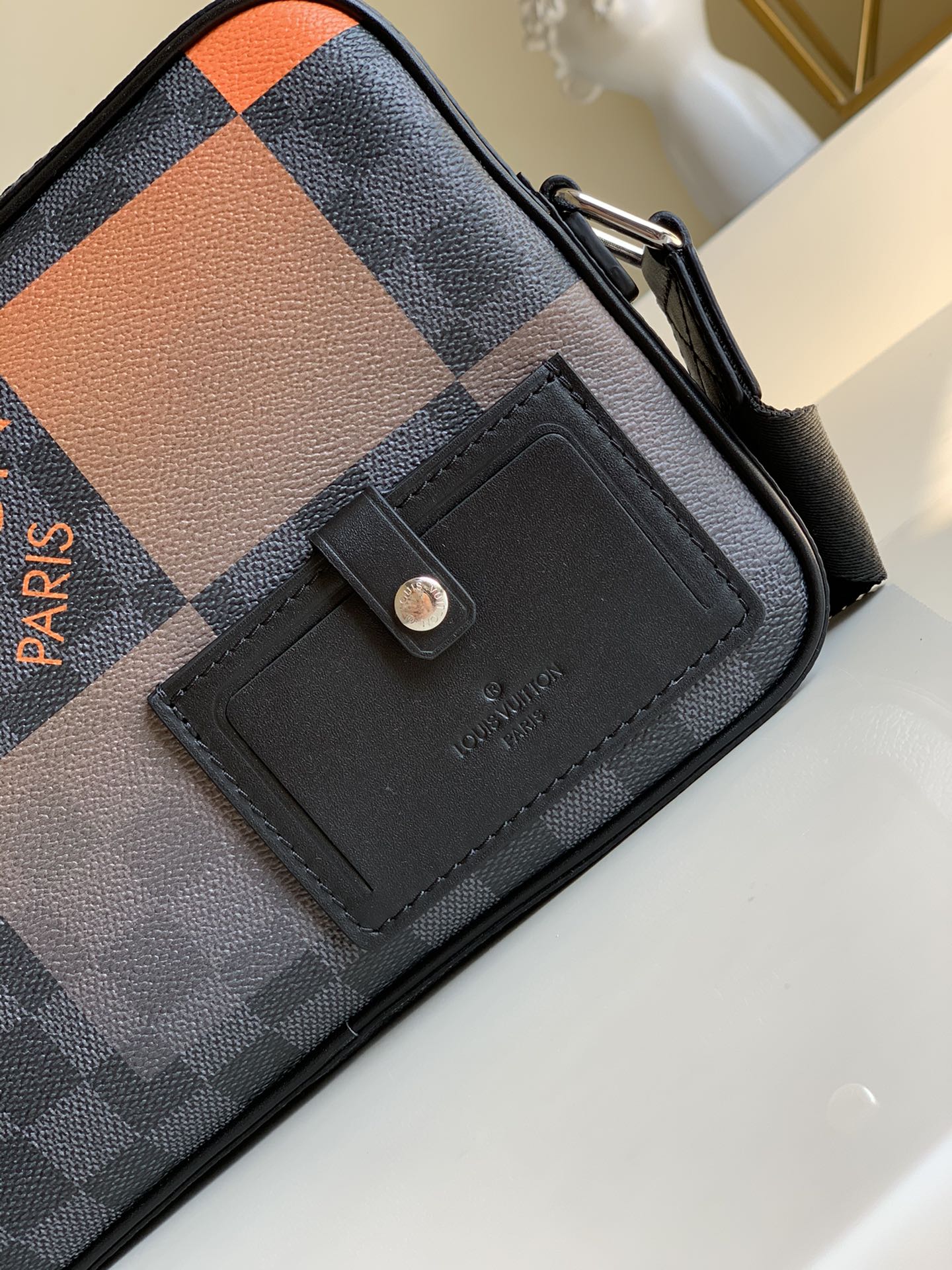 LV BAG N