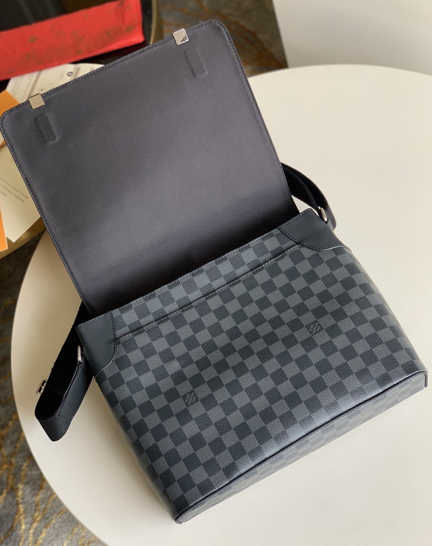 LV BAG N