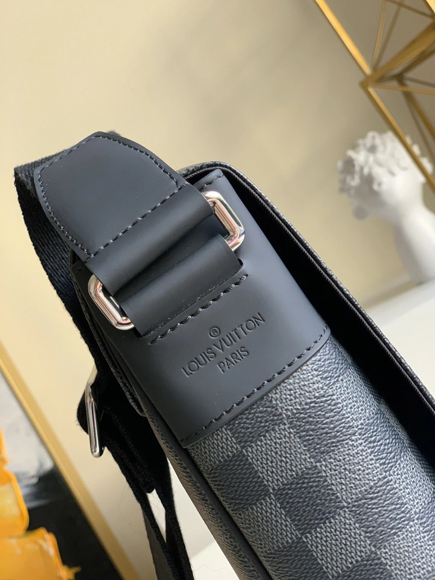 LV BAG N