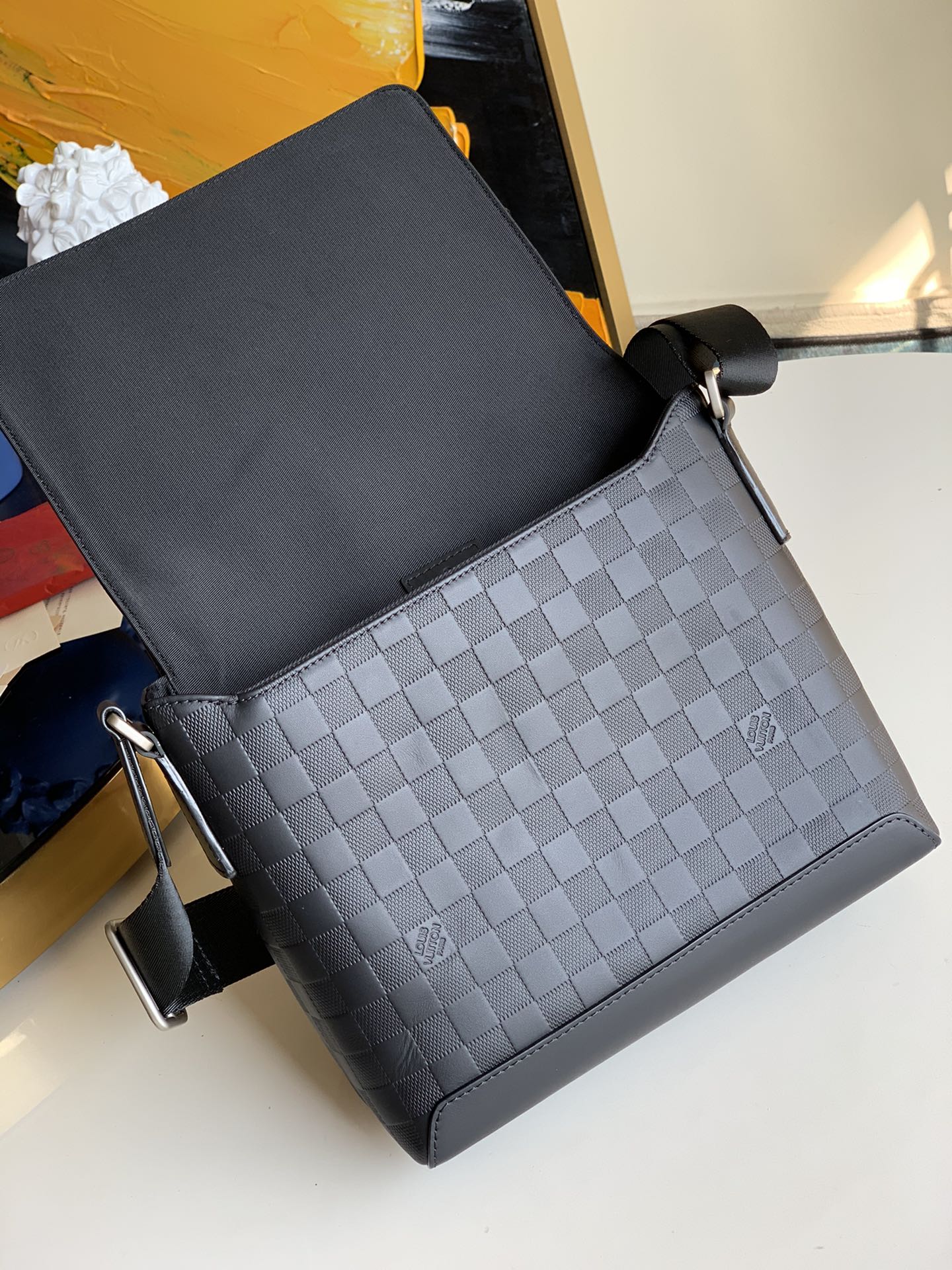 LV BAG N
