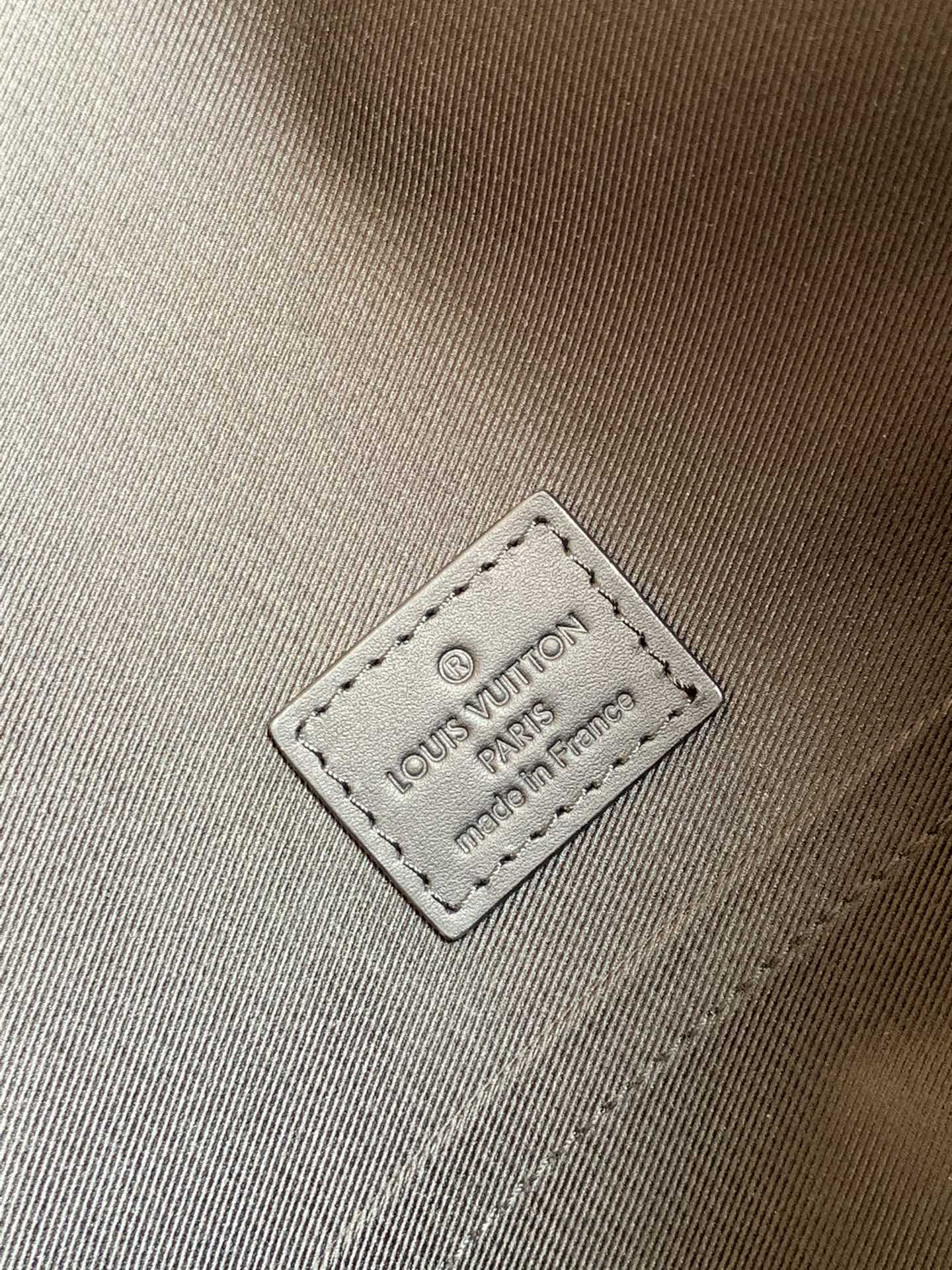 LV BAG N
