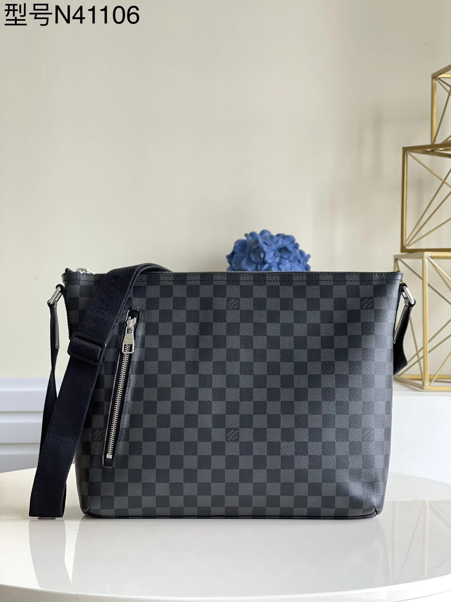 LV BAG N