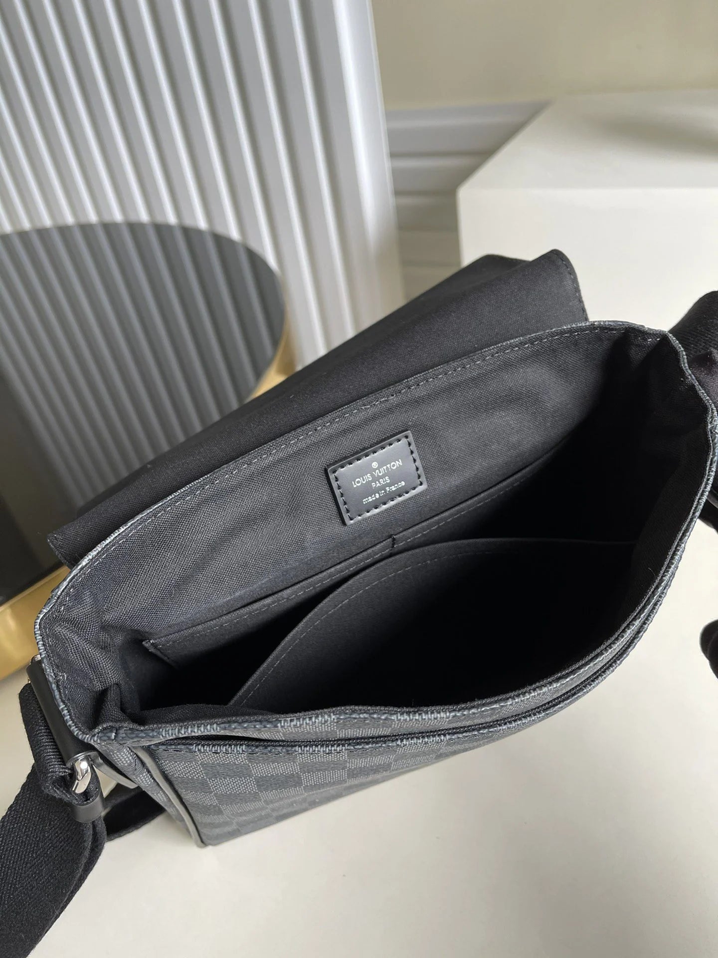 LV BAG N