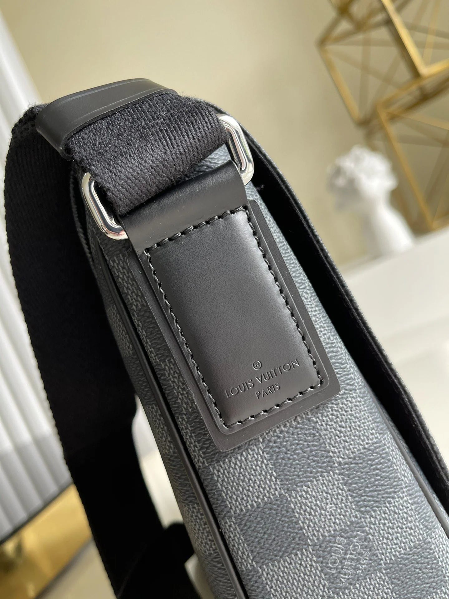 LV BAG N