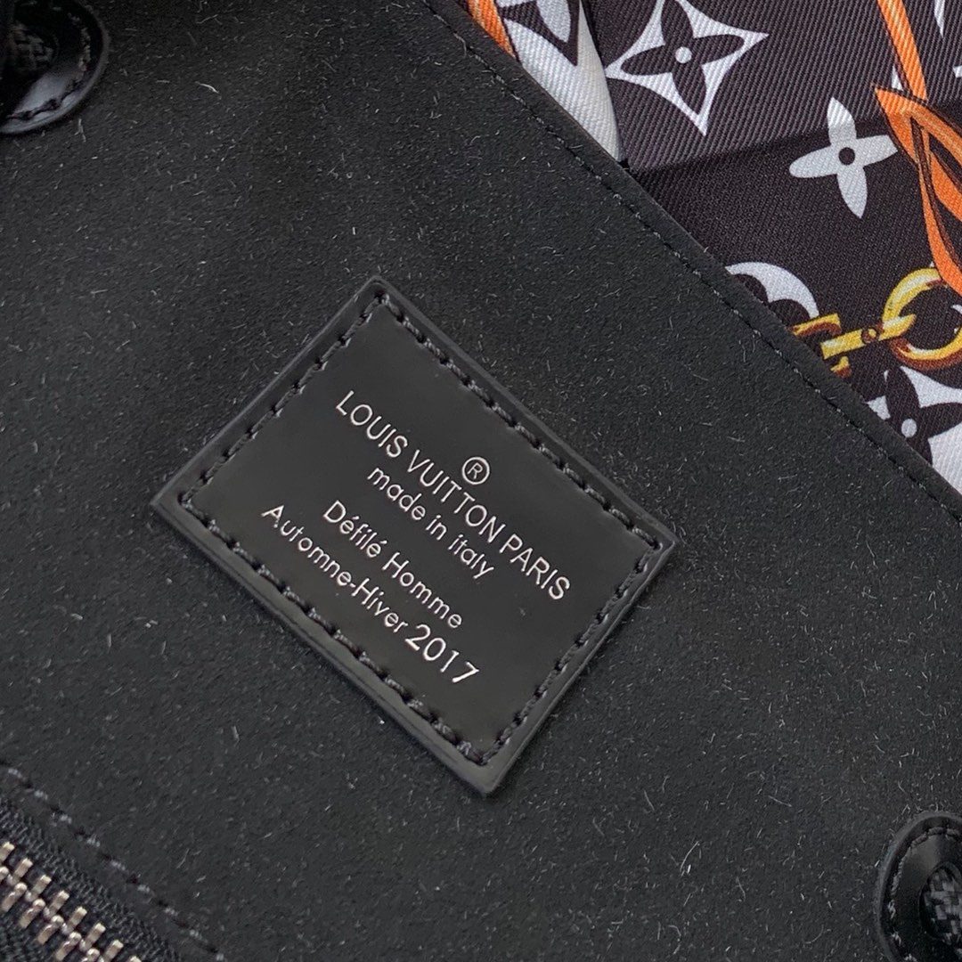 LV BAG N41379