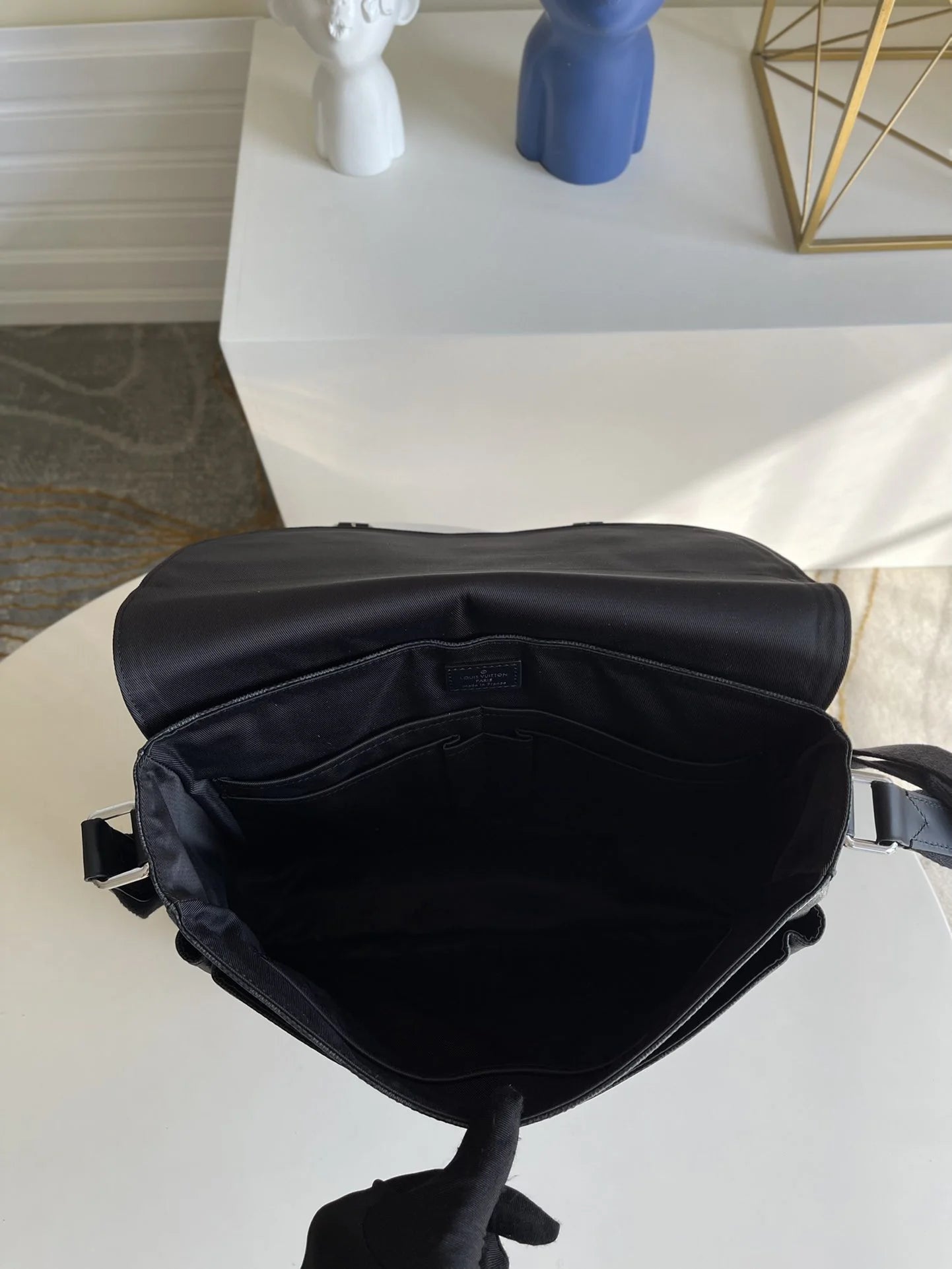 LV BAG N
