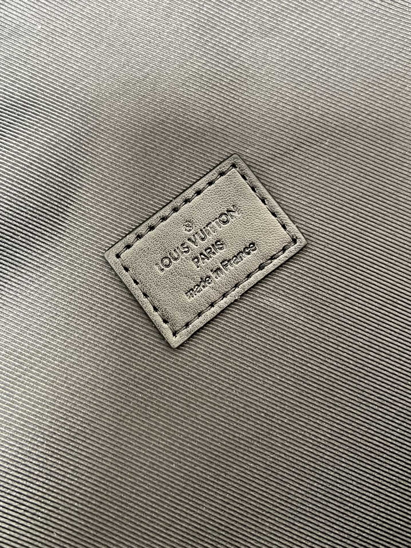 LV BAG N