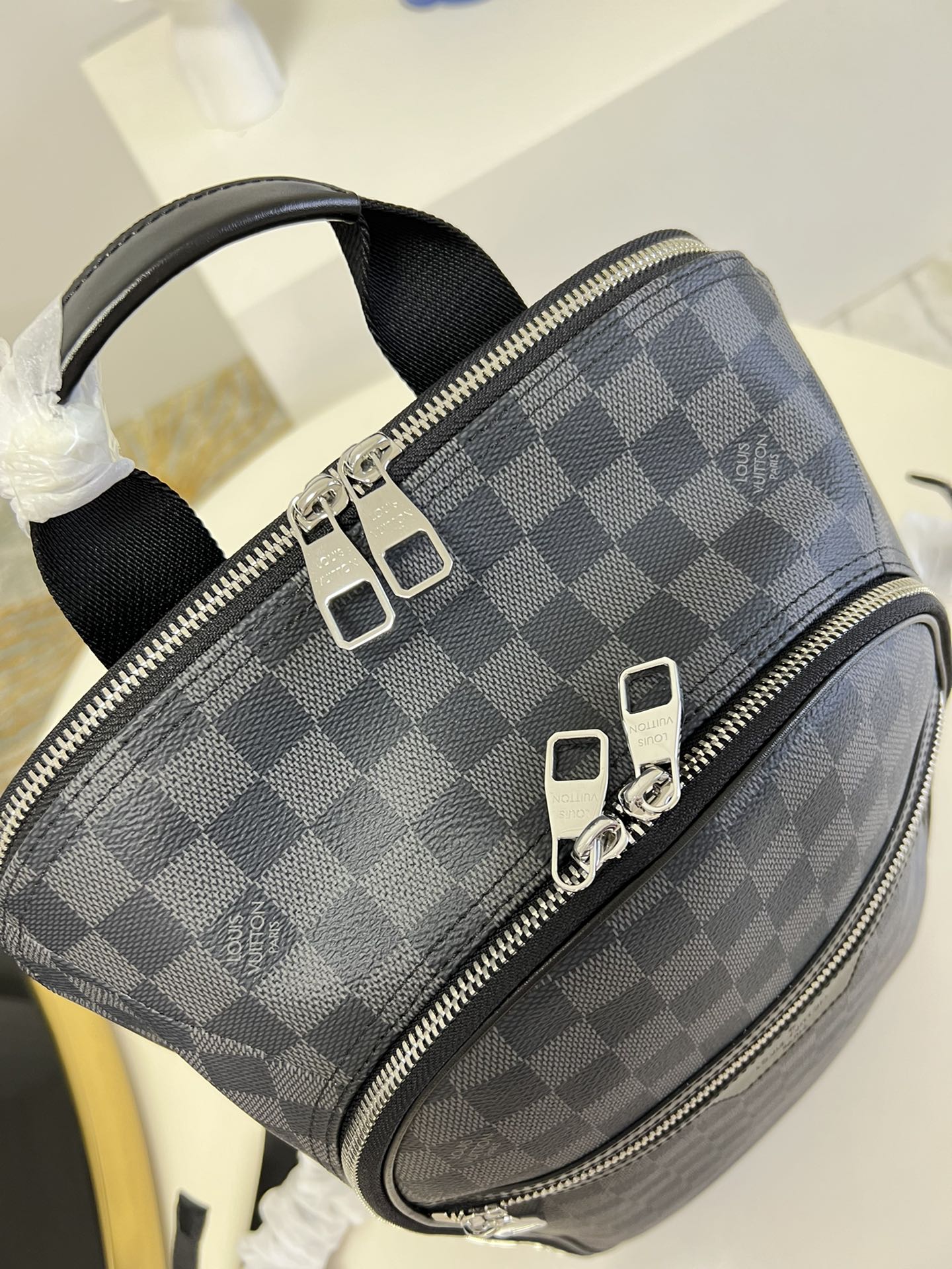 LV BAG N