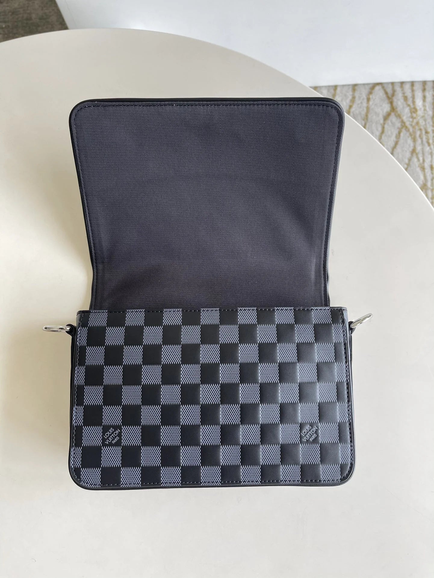 LV BAG N