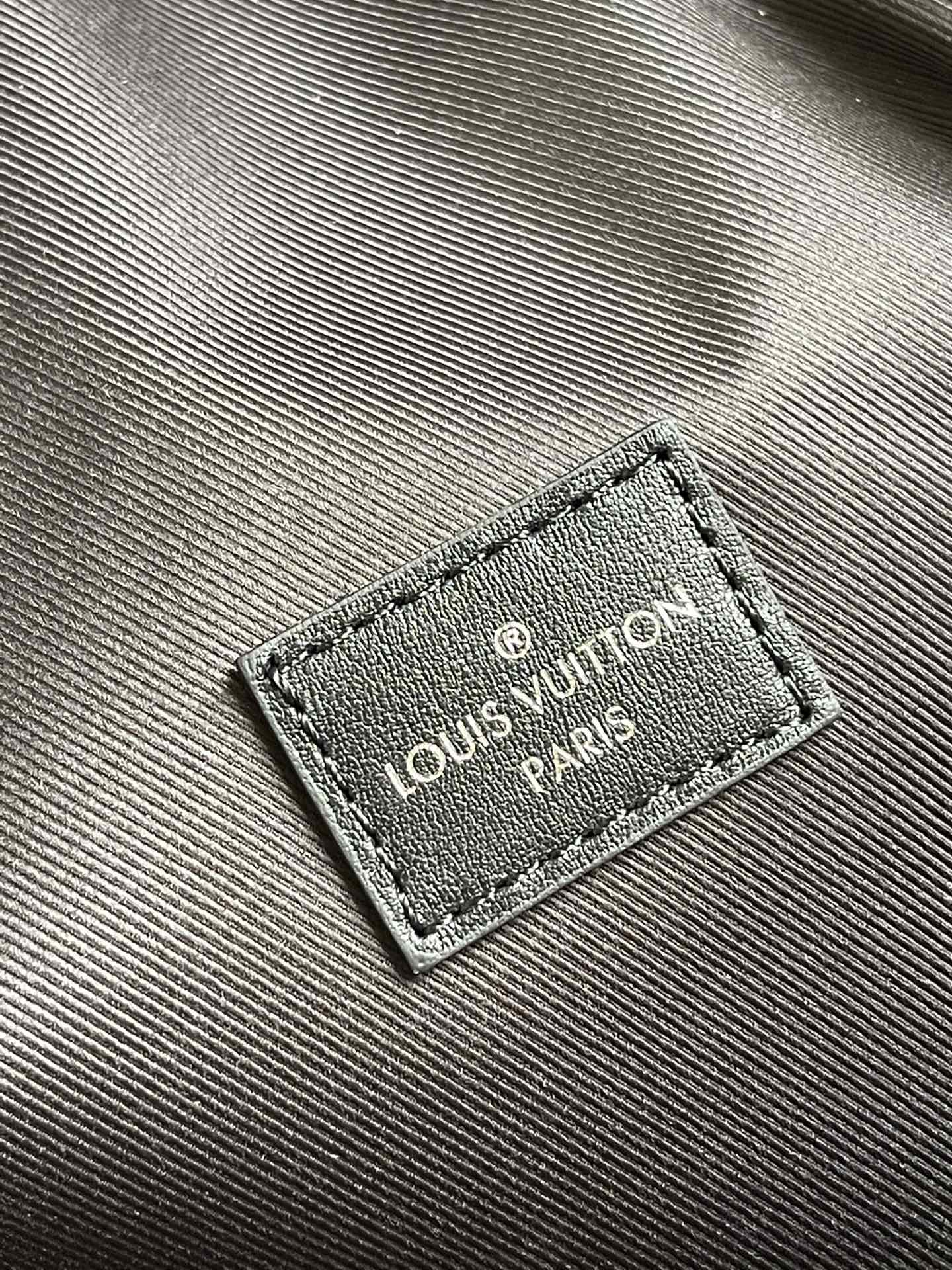 LV BAG N
