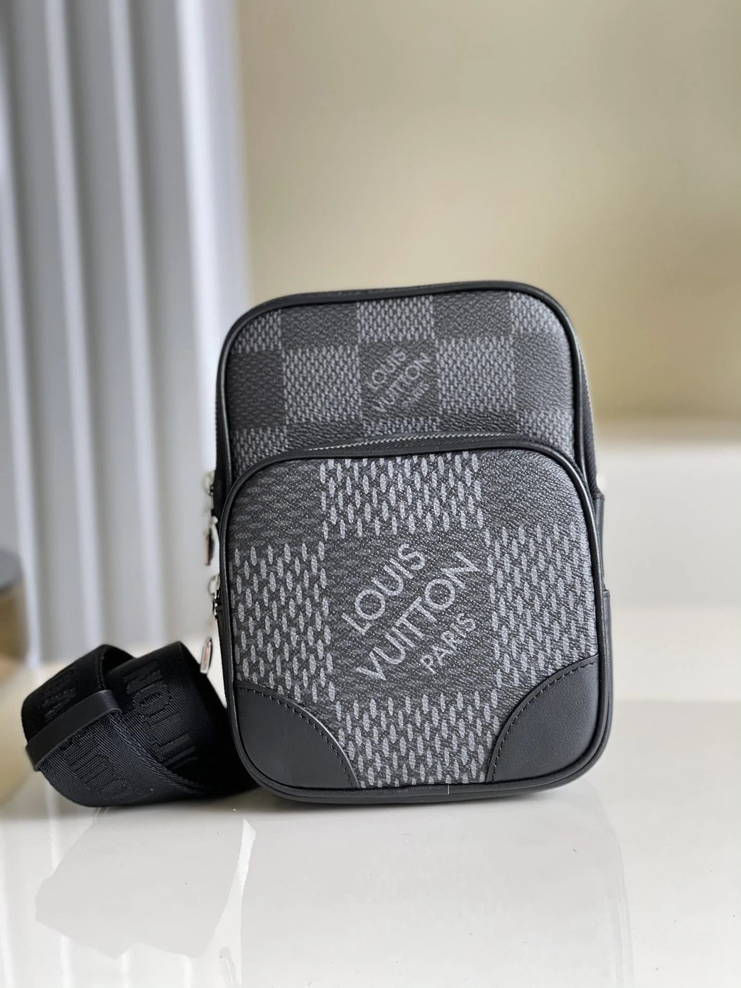 LV BAG N