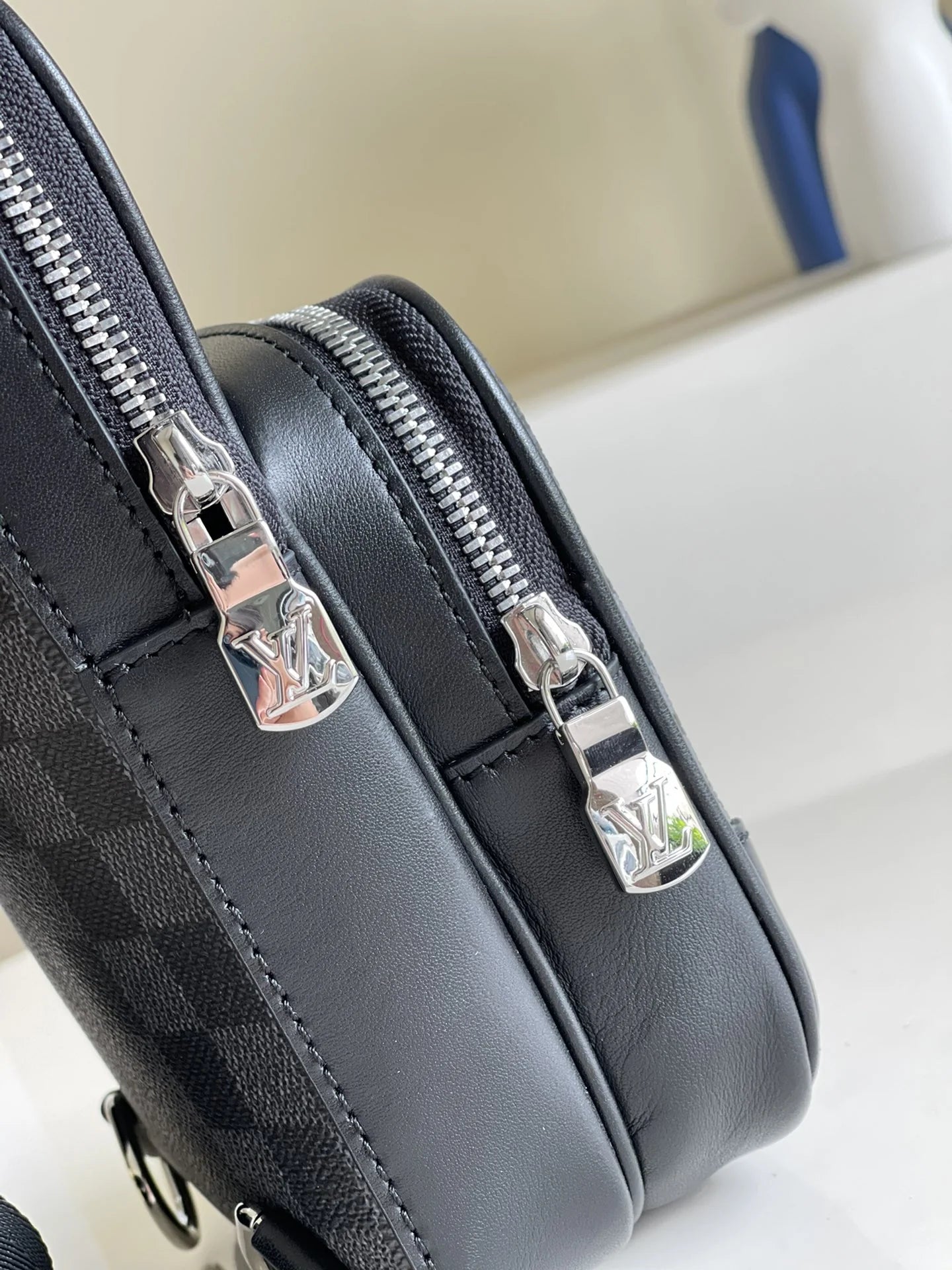 LV BAG N