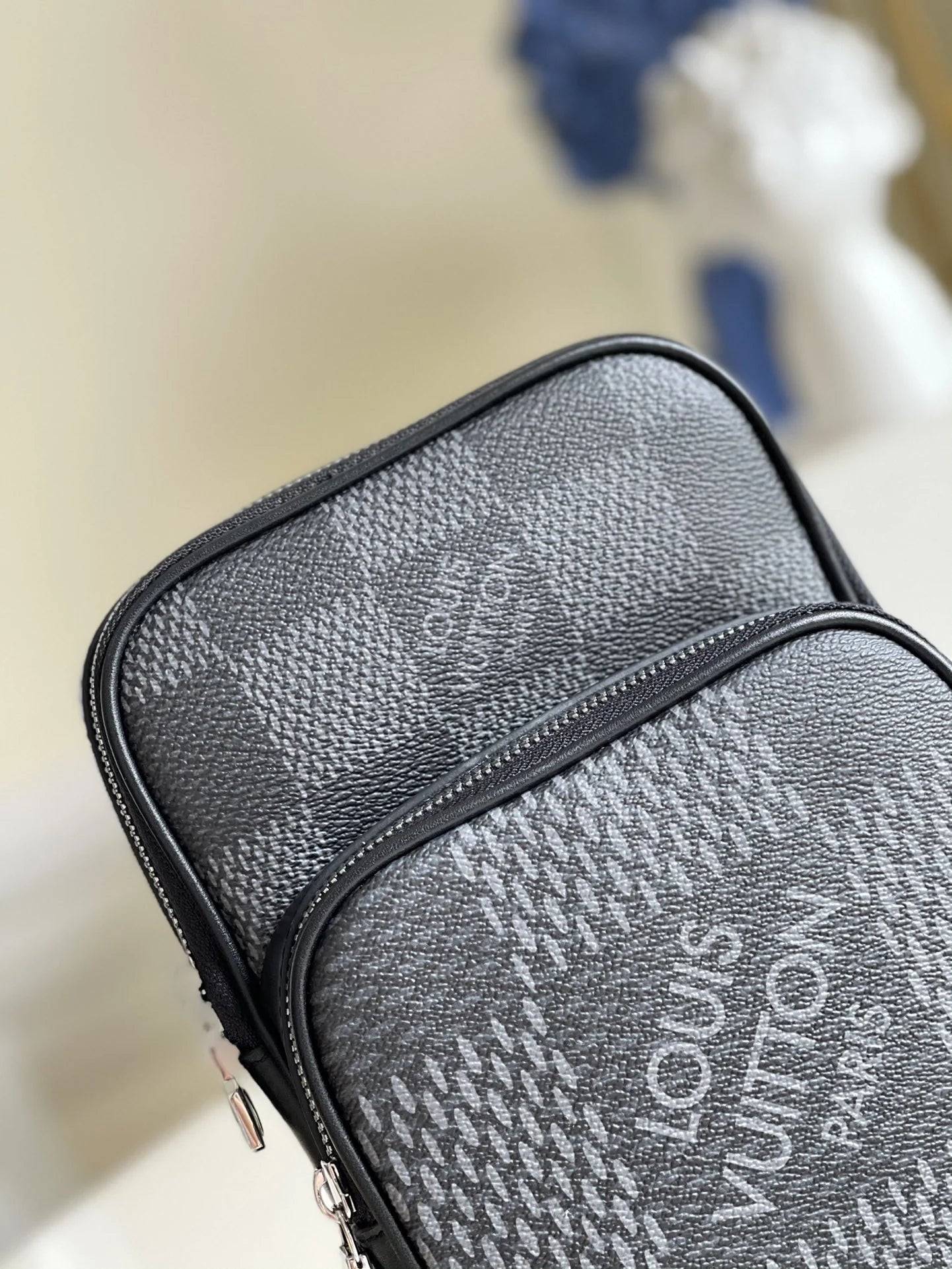 LV BAG N