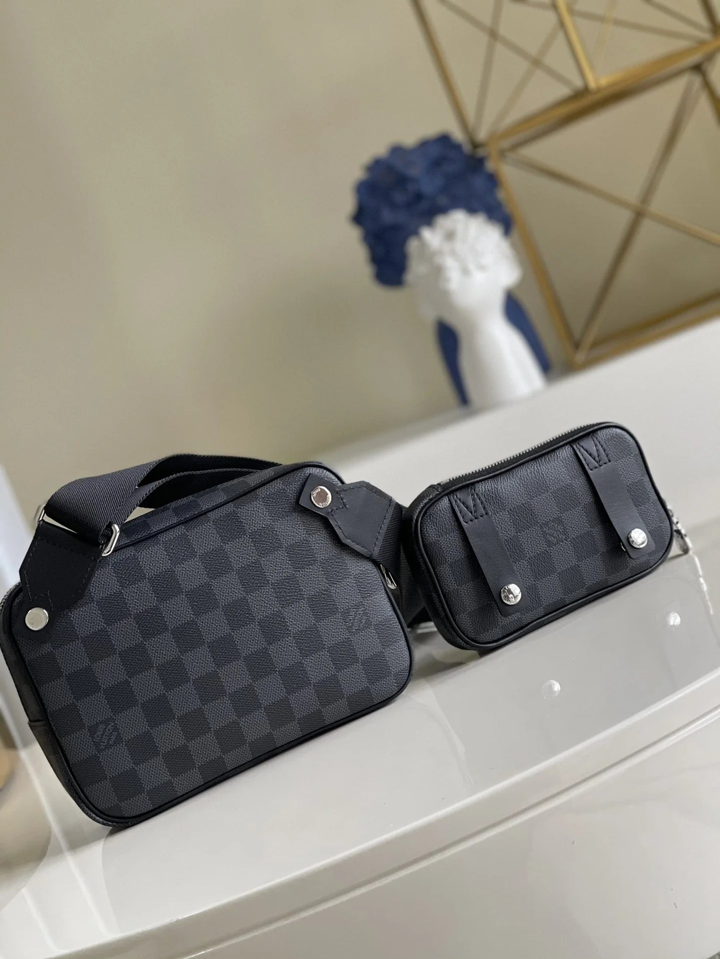 LV BAG N